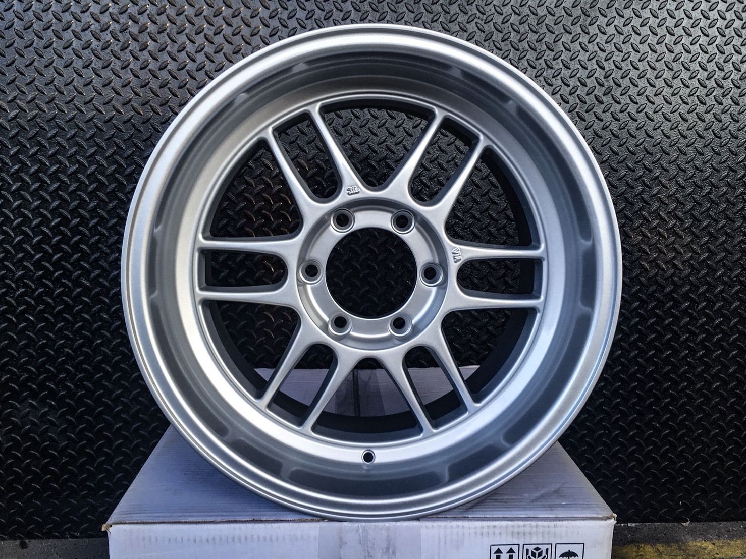 ENKEI RPF1ขอบ18 ราคาถูก งานออฟลึก