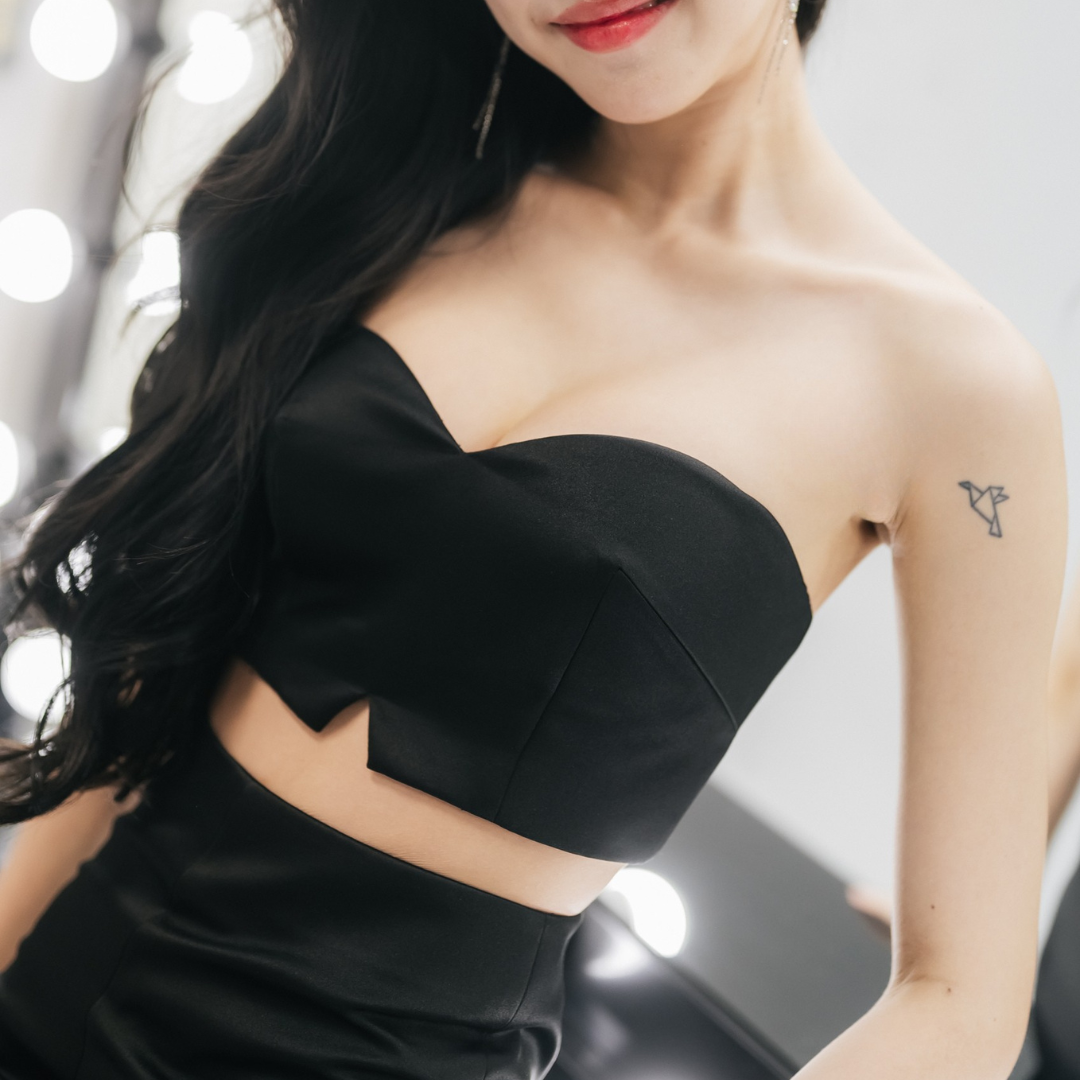 Lism S-060 Duchesse Satin Bustier เสื้อครอปเกาะอก