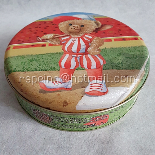 กล่องขนมคุ้กกี้ Jenny Bakery Hong Kong ลาย Roger Bear the Famous Baseball Player