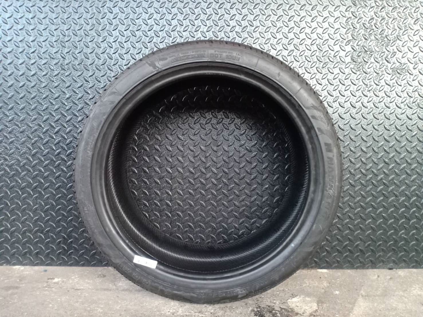 NANKANG NS-20 205/40-17 ปี19 ยางแก้มบาง ราคาเบาๆ