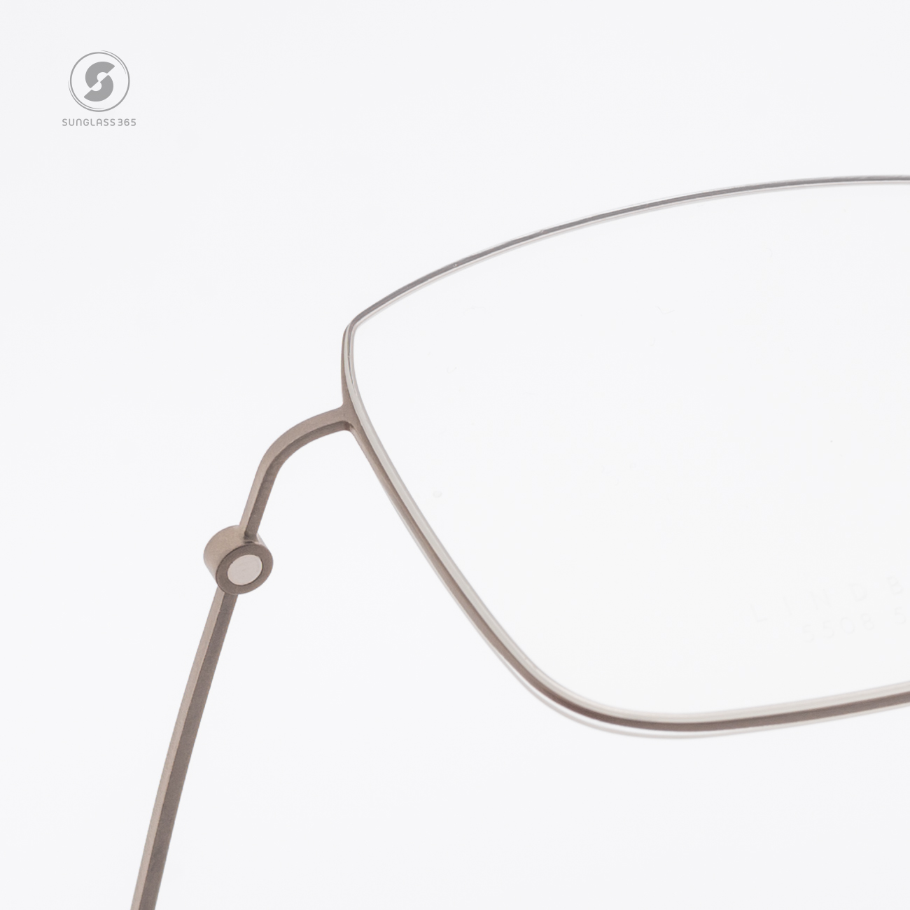 แว่นสายตา Lindberg Thintanium 023 13C87 5508 T850 10