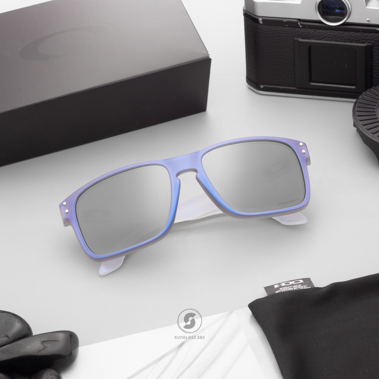 Oakley Holbrook(A) OO9244-67 Dark Matte Stonewash Opaline