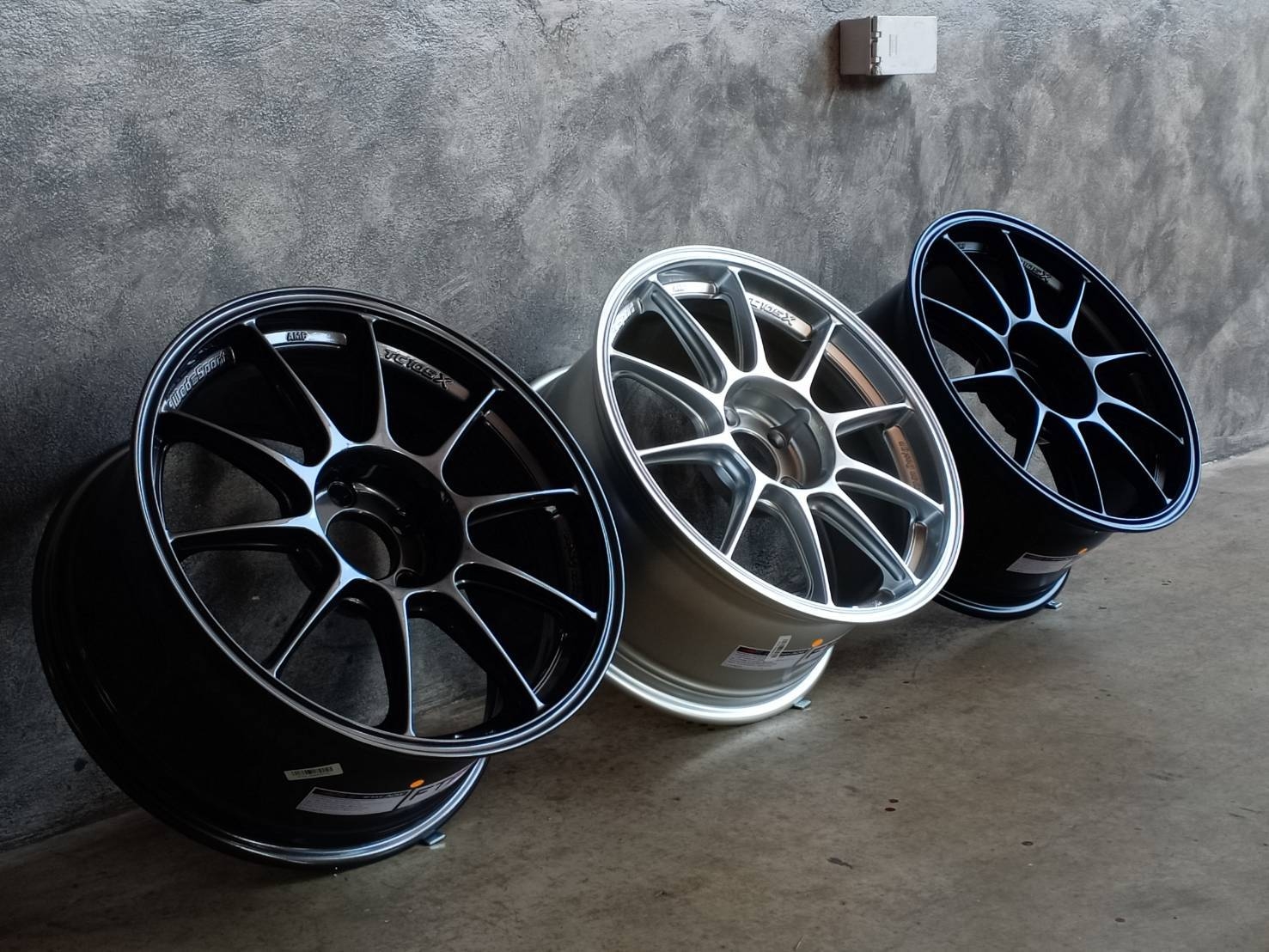 AOW-105X (FLOWFORMING) 18X8.75 5H114.3 35 73.1