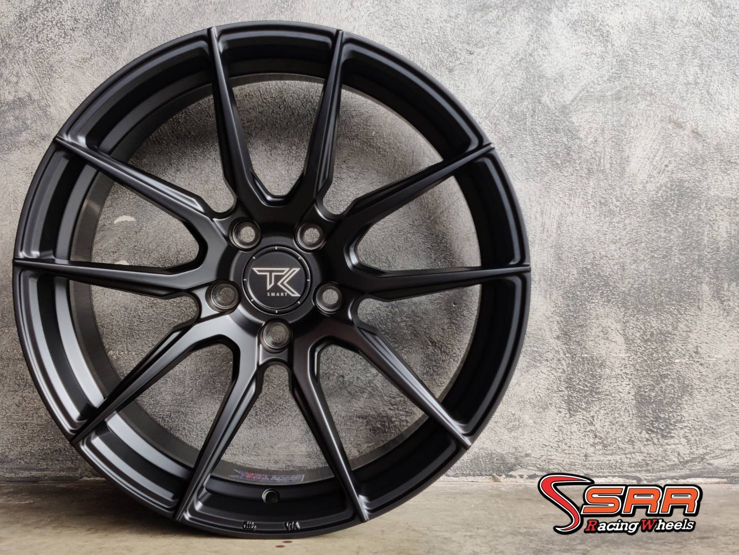 TK-SMART : TMF102 18X8.5 5X112-114.3 32 BLACK FLAT(ดำด้าน)