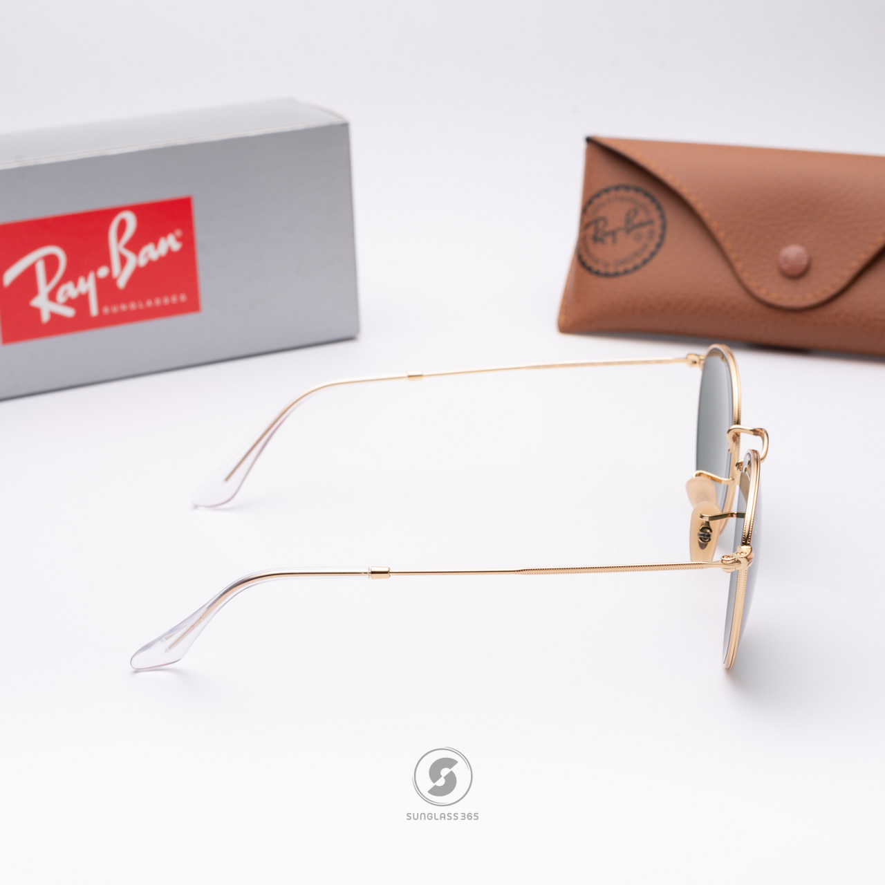 Ray-Ban RB3447 001 Round metal Gold frame G-15 lenses