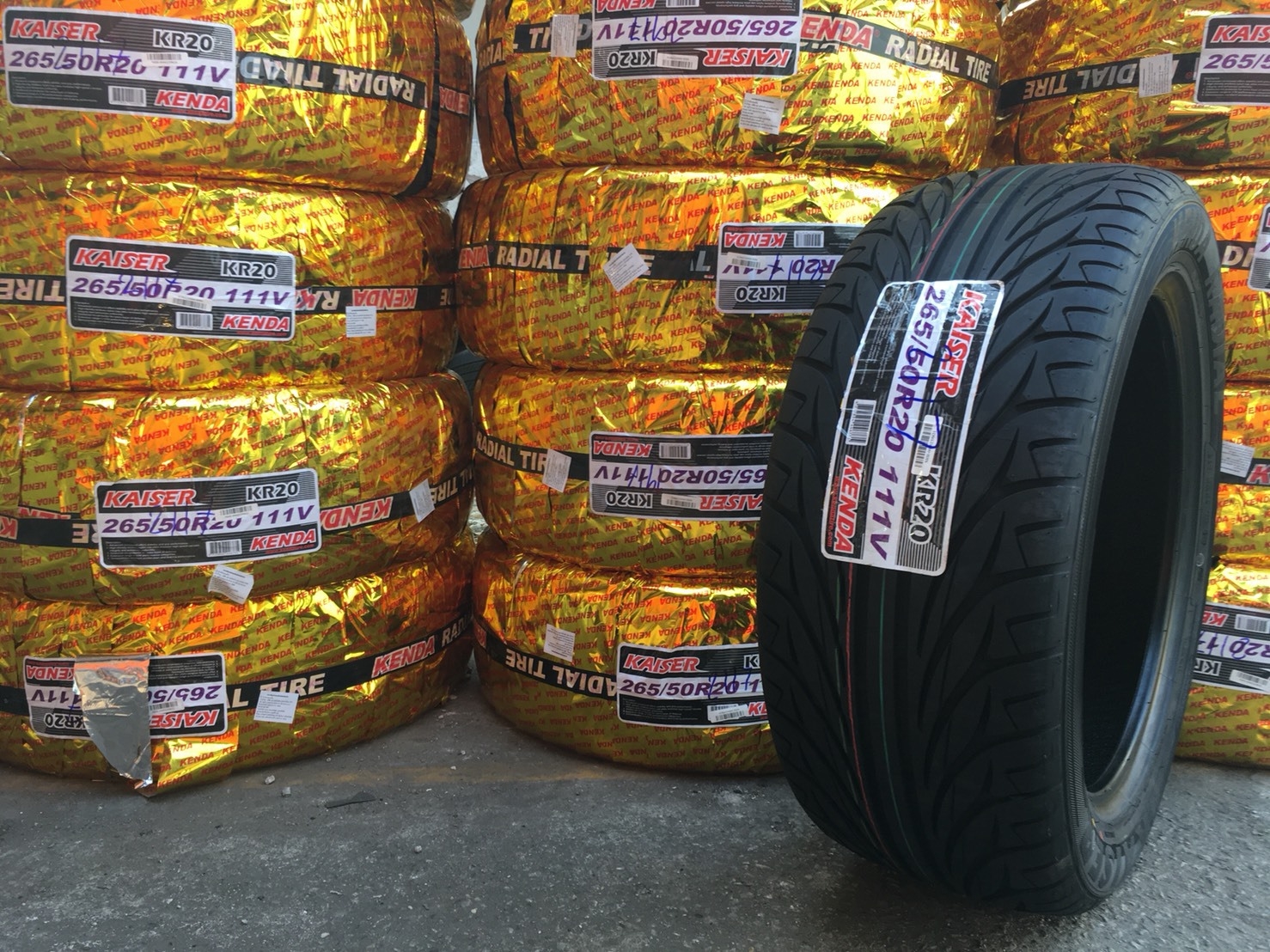 KENDA KR20 265/50-20 ปี17 ซื้อ2 แถม2