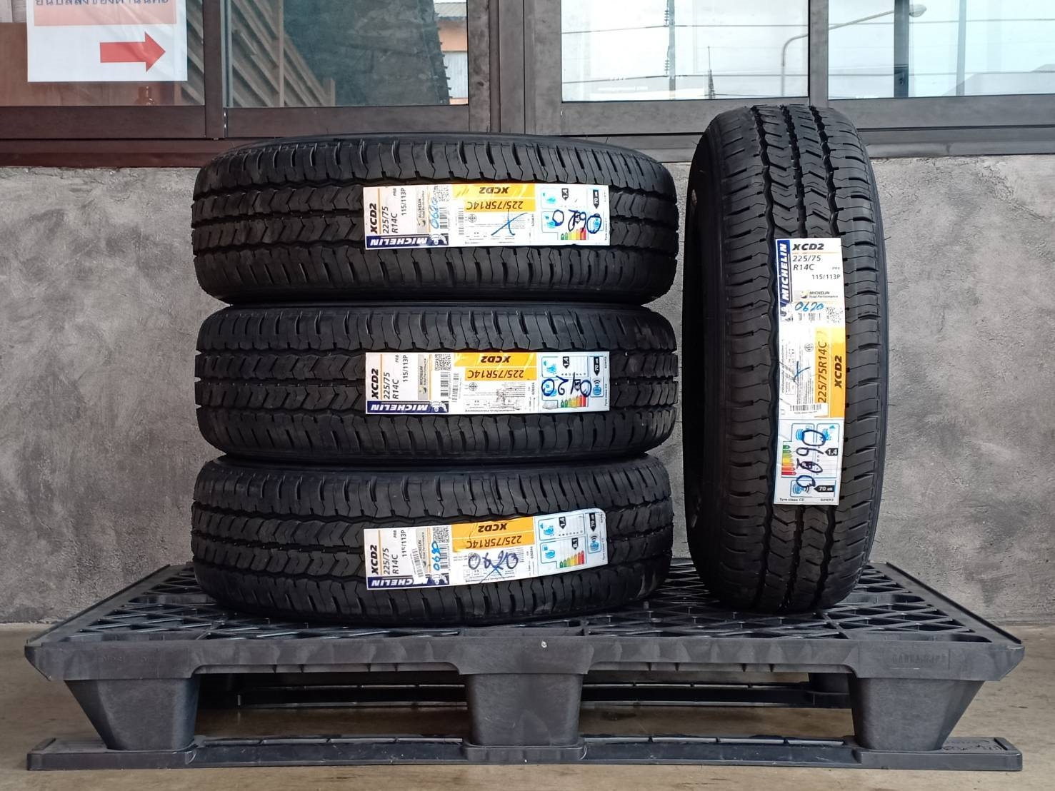 MICHELIN XCD2 225/75R14 ปี20