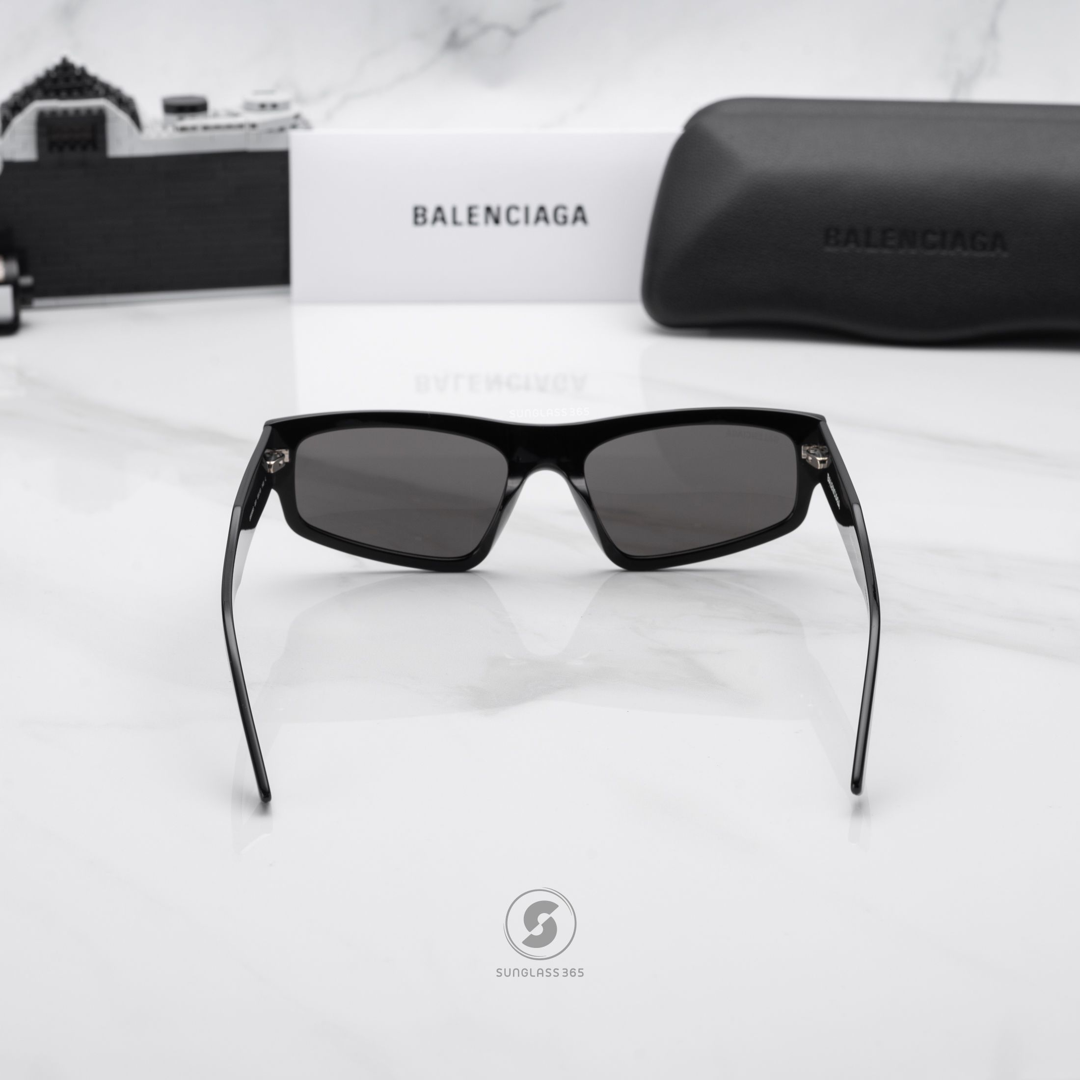 แว่นกันแดด Balenciaga BB0305S 001