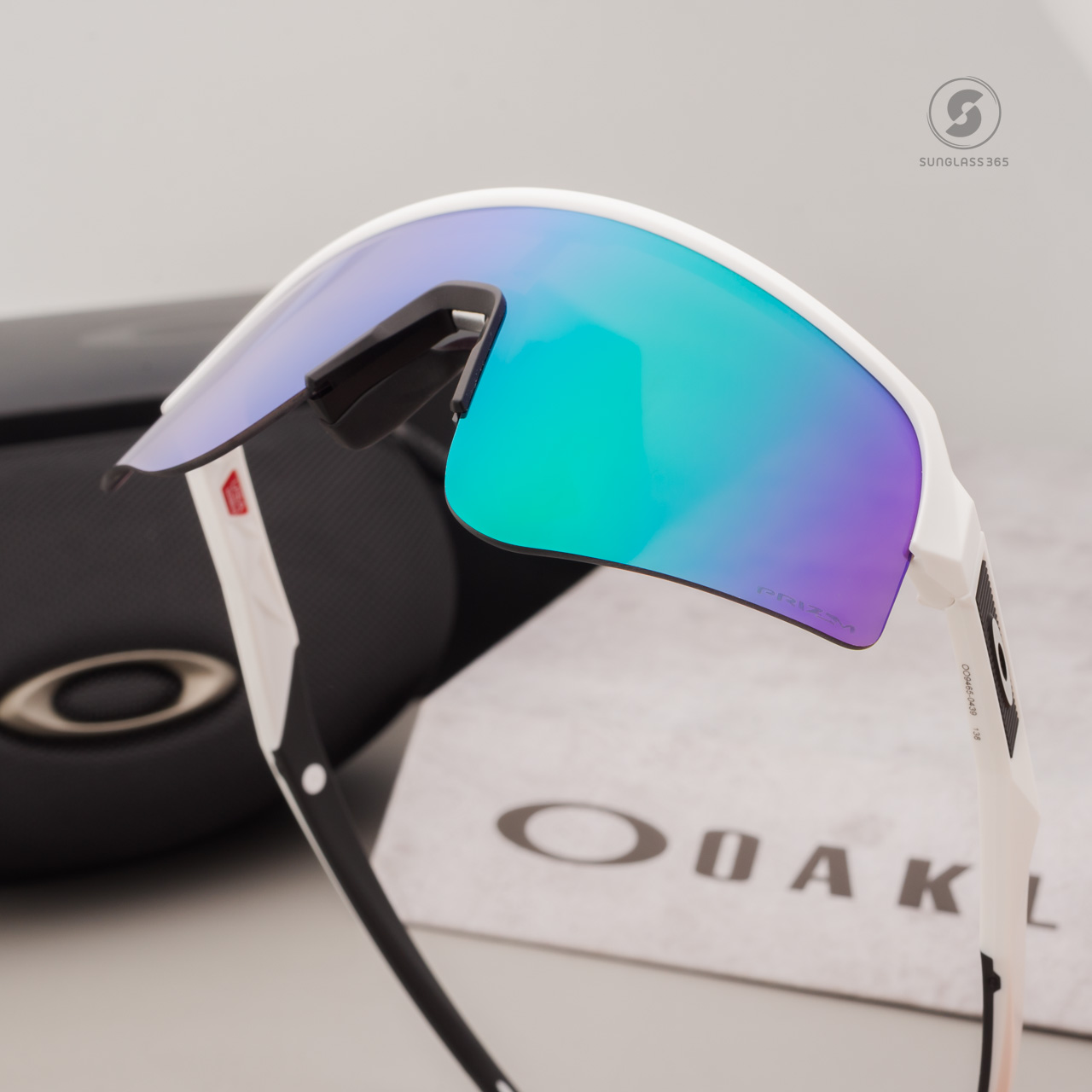 OAKLEY OO9465-04 Sutro Lite Sweep Matte White