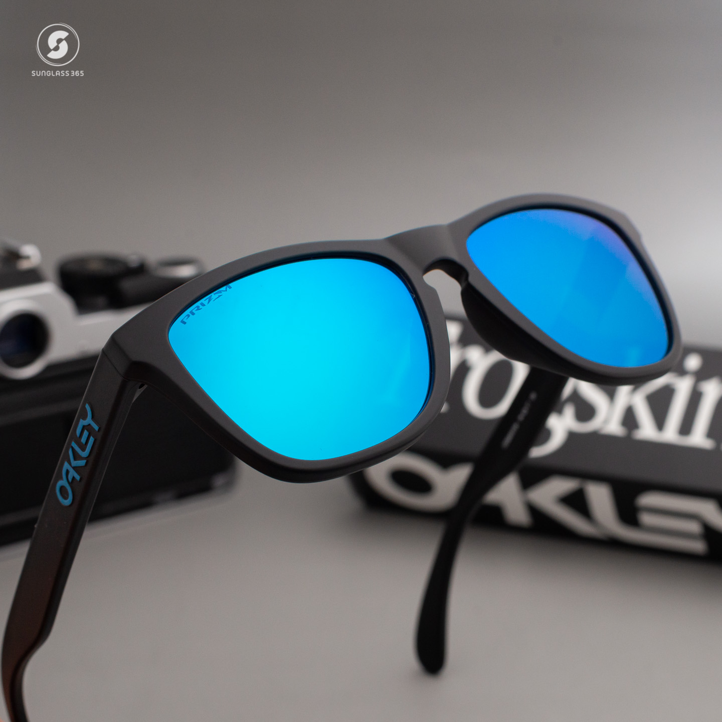 Oakley OO9245-61 Frogskins prizm sapphire