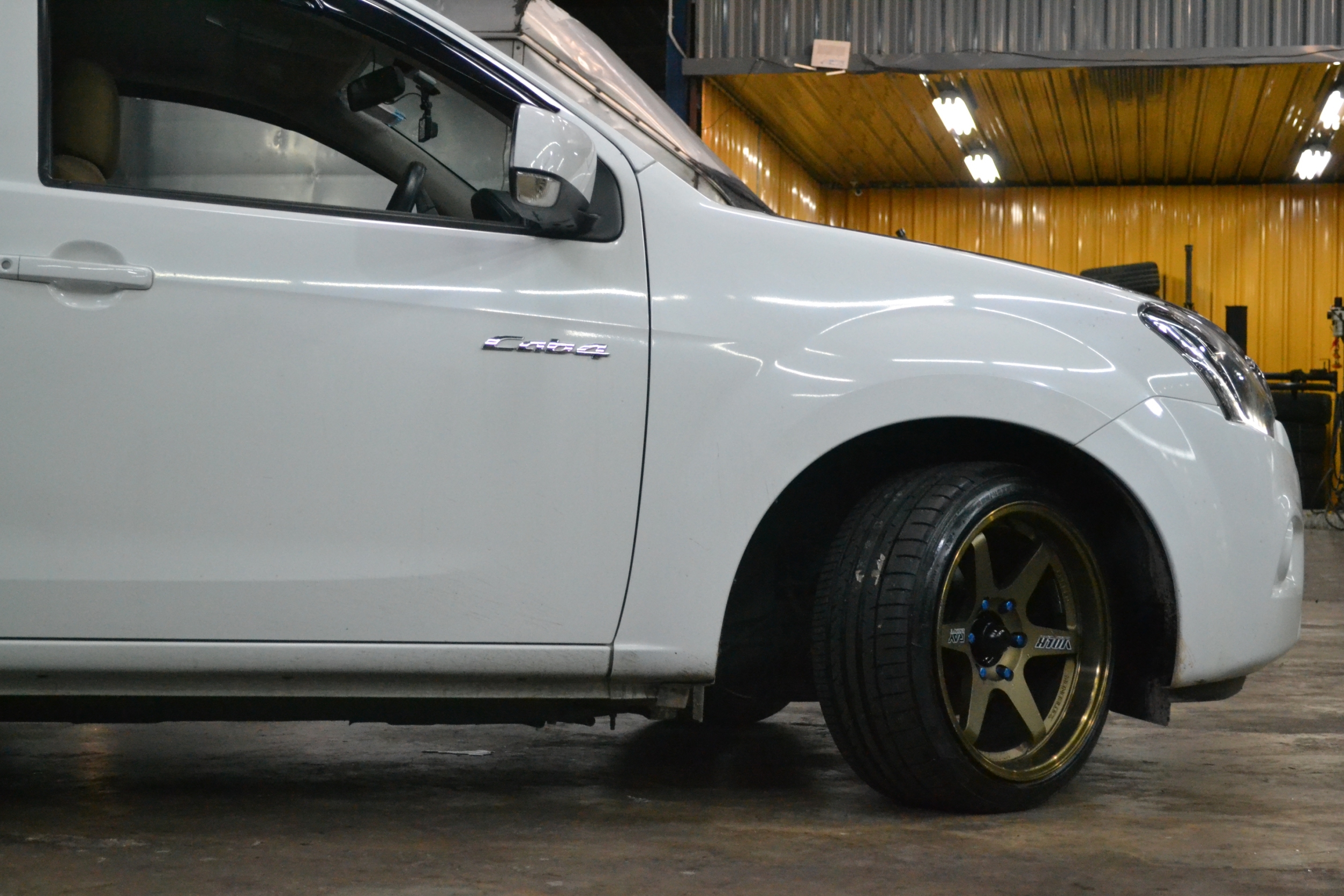 DUNLOP SP SPORT MAXX050+ 235/40R18 ขาย 3750 ปกติ 9000