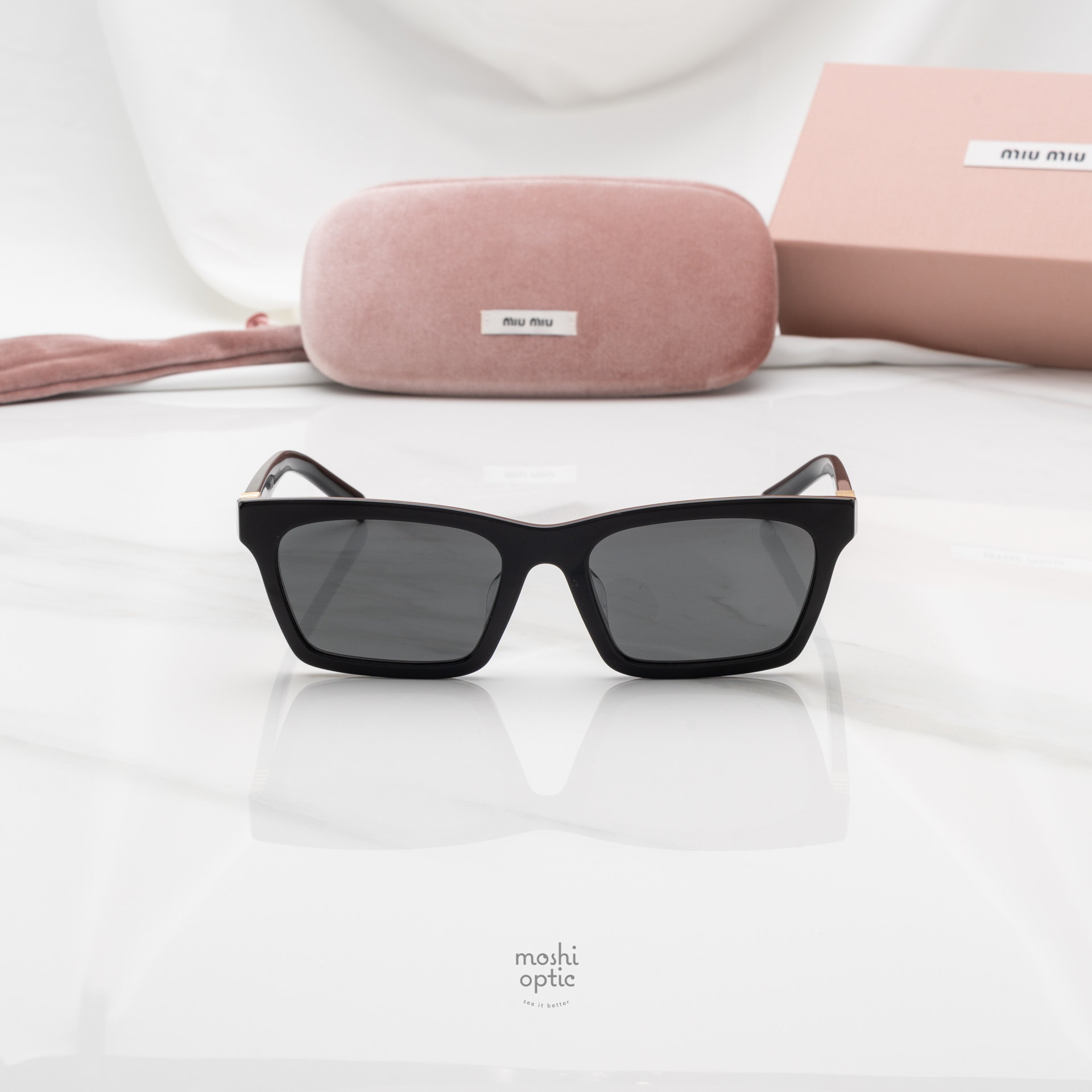 แว่นกันแดด Miu Miu MUA05SF 16K08Z