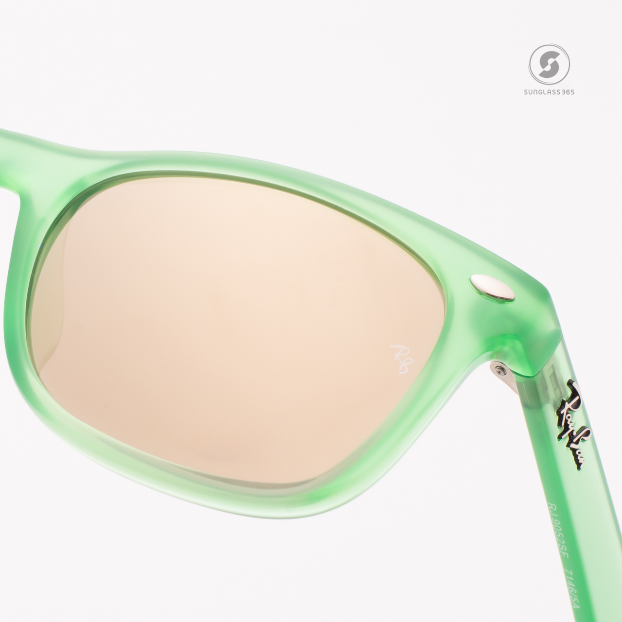 Ray Ban RJ9052SF 71465A Opal Green