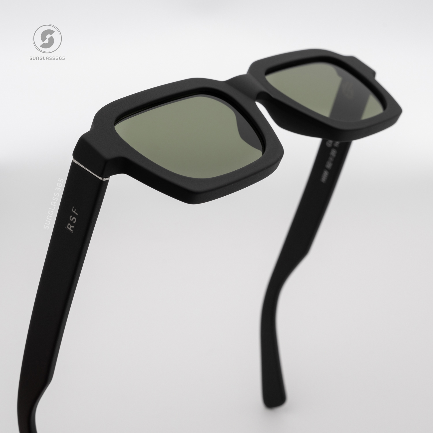 แว่นกันแดด SUPER SP HIW Caro Black Matte