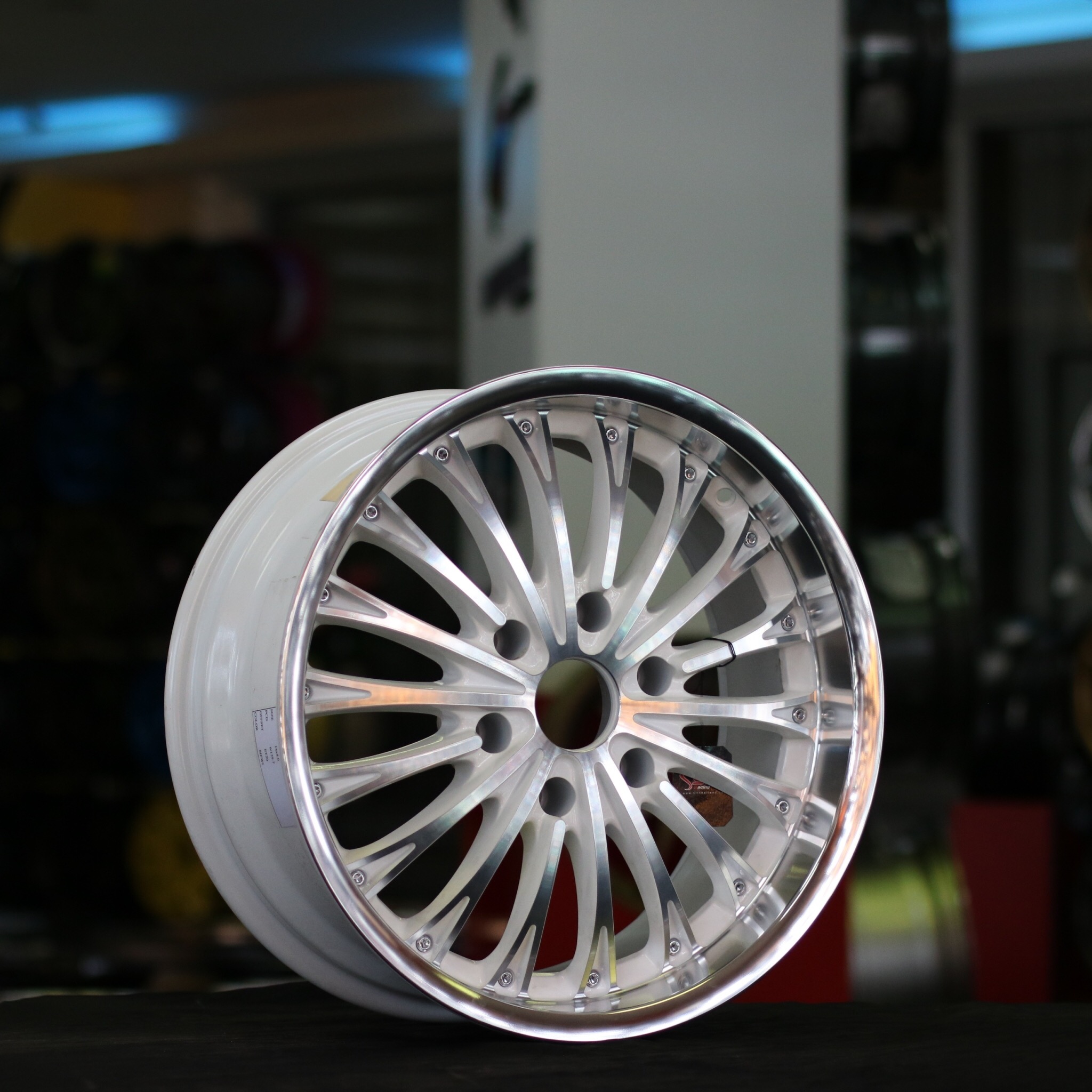 ล้อใหม่ทุกลายขอบ18 ชุด 9800 ปกติ 24000 บาท จำนวนจำกัด คลิ๊กชมเลย