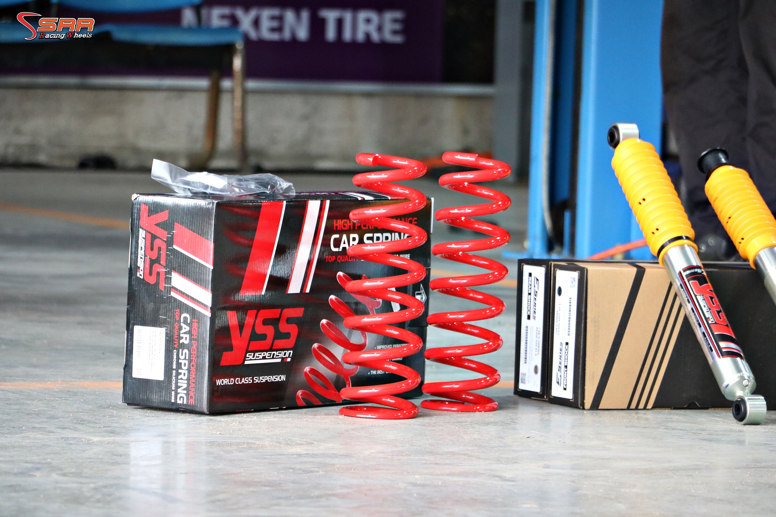 โช้ค Yss E series ผ่อน0% ได้ 6-10 เดือน ที่ทรัพย์รุ่งเรืองยางยนต์ สาขาสำนักงานใหญ่ ที่เดียว