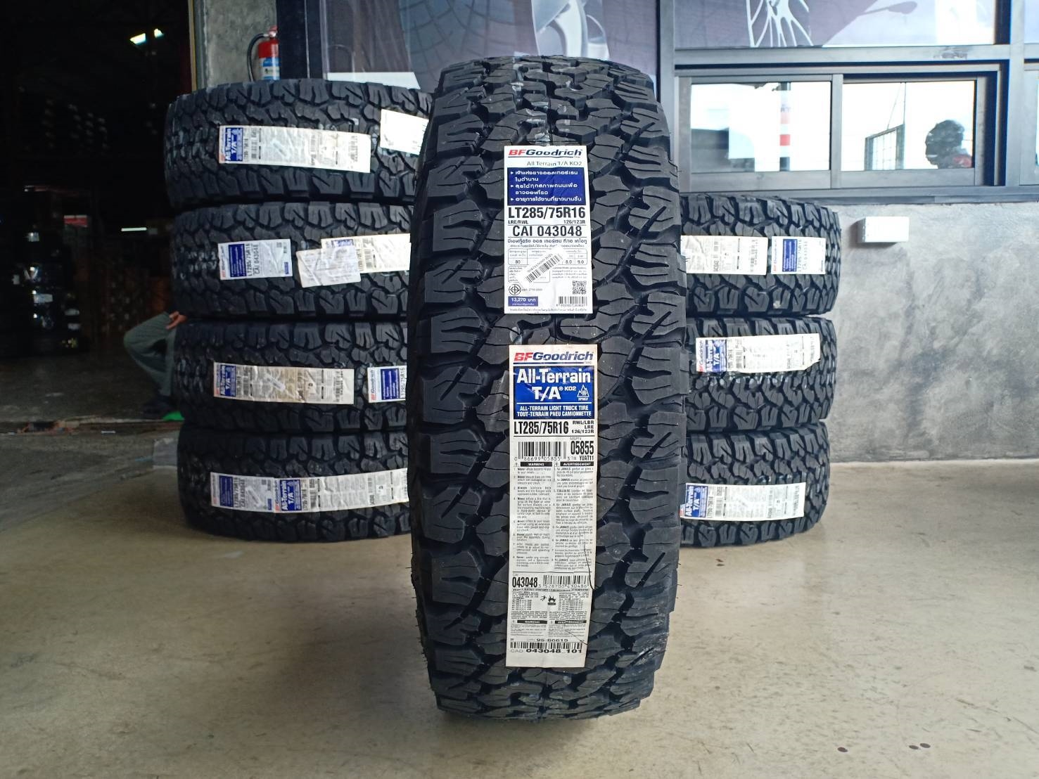 BF-GOODRICH 285/75R16 ALL TERRAIN T/A KO2