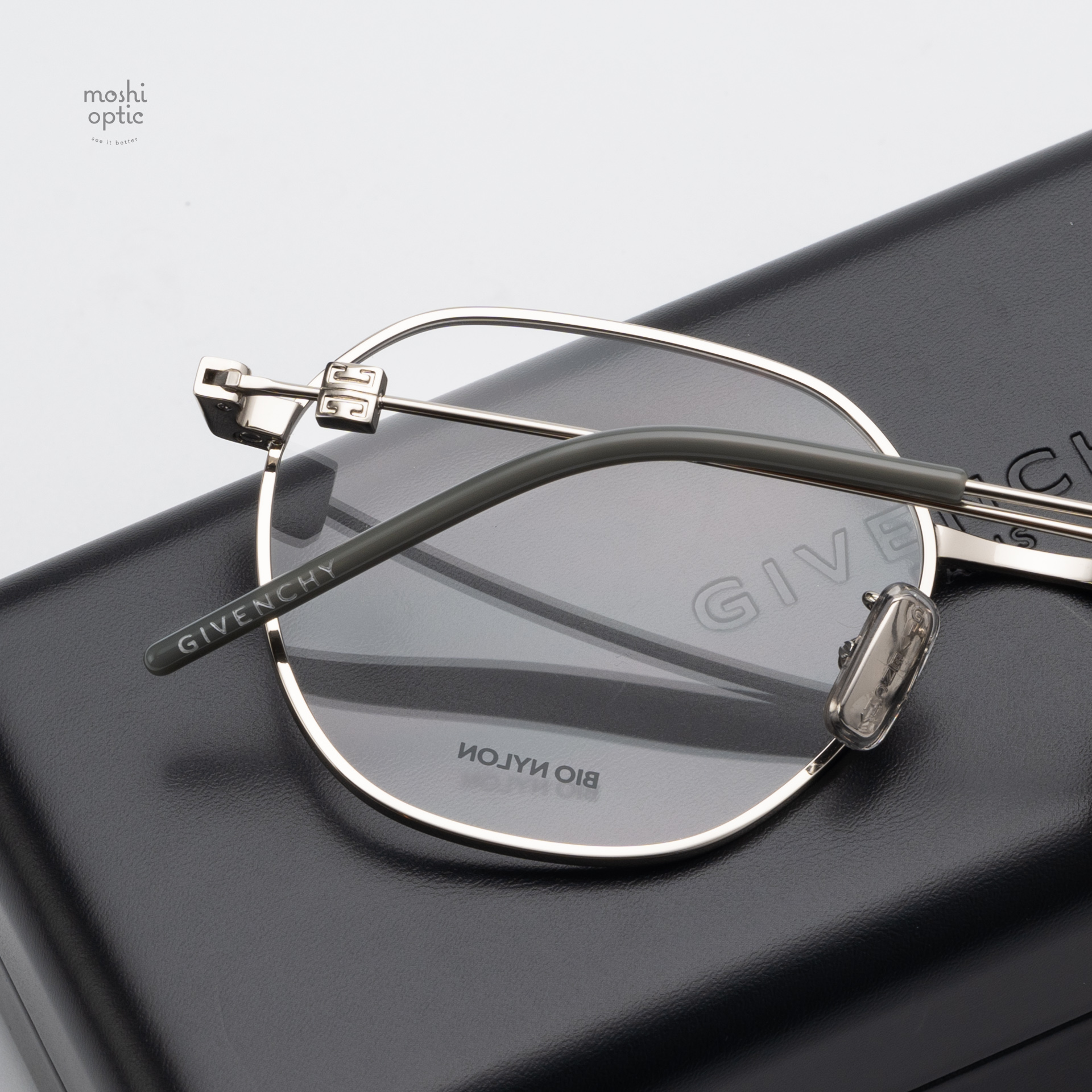 แว่นสายตา Givenchy GV50070U 016