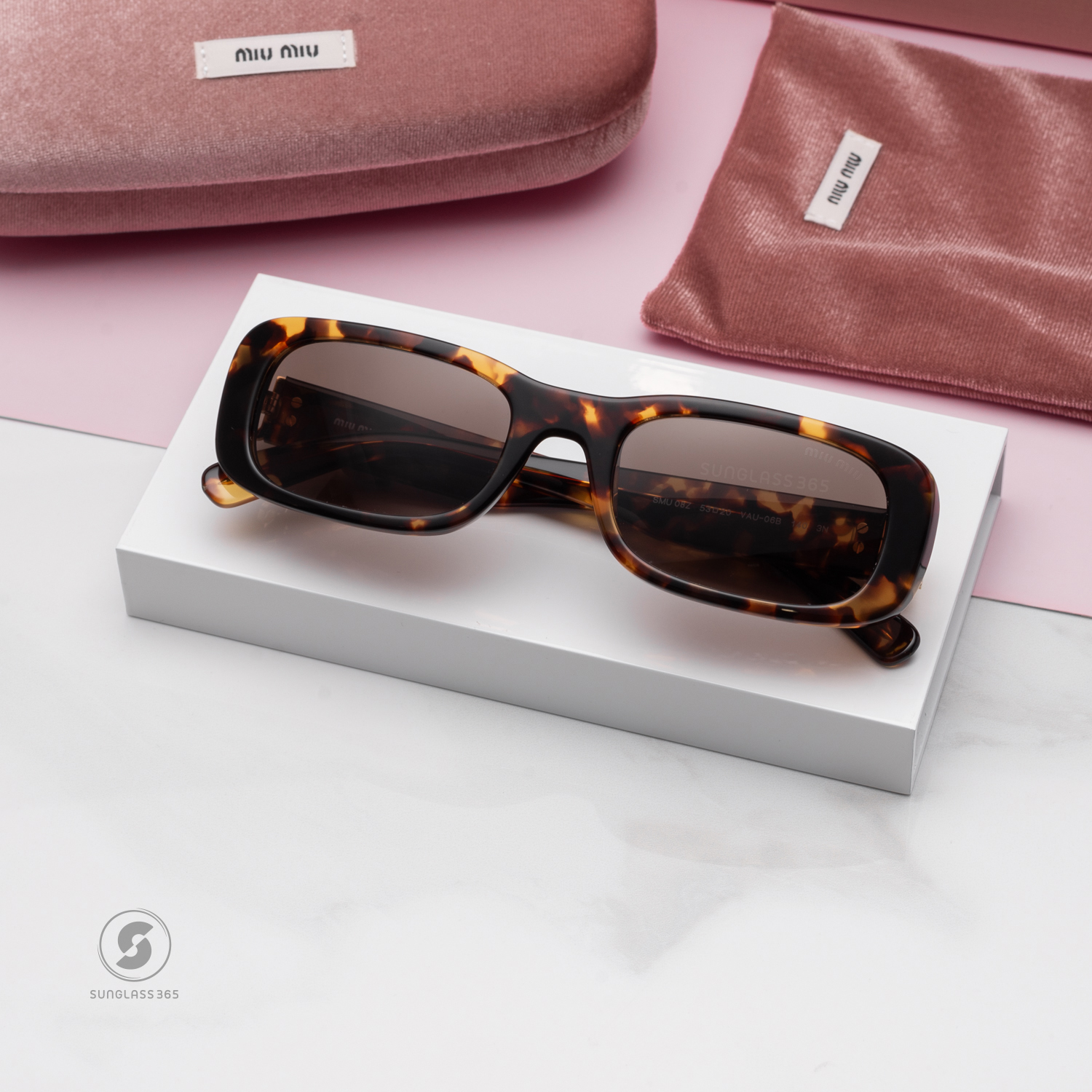 แว่นกันแดด Miu Miu MU08ZS VAU06B