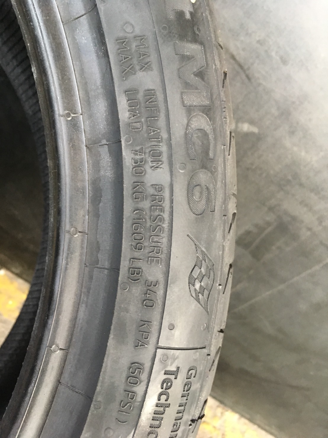 CONTINENTAL CONTACT MC6 245/40-18 เส้น 4500 ปี18 ปกติ 6500