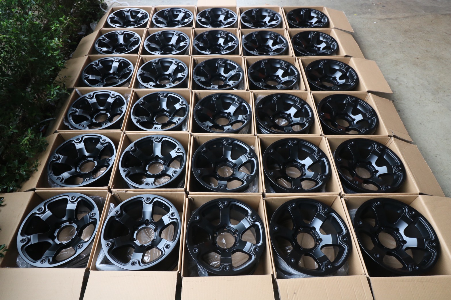 HAMER HM5 ขอบ16 พร้อมยาง BF ชุด 39800 ปกติ 48000