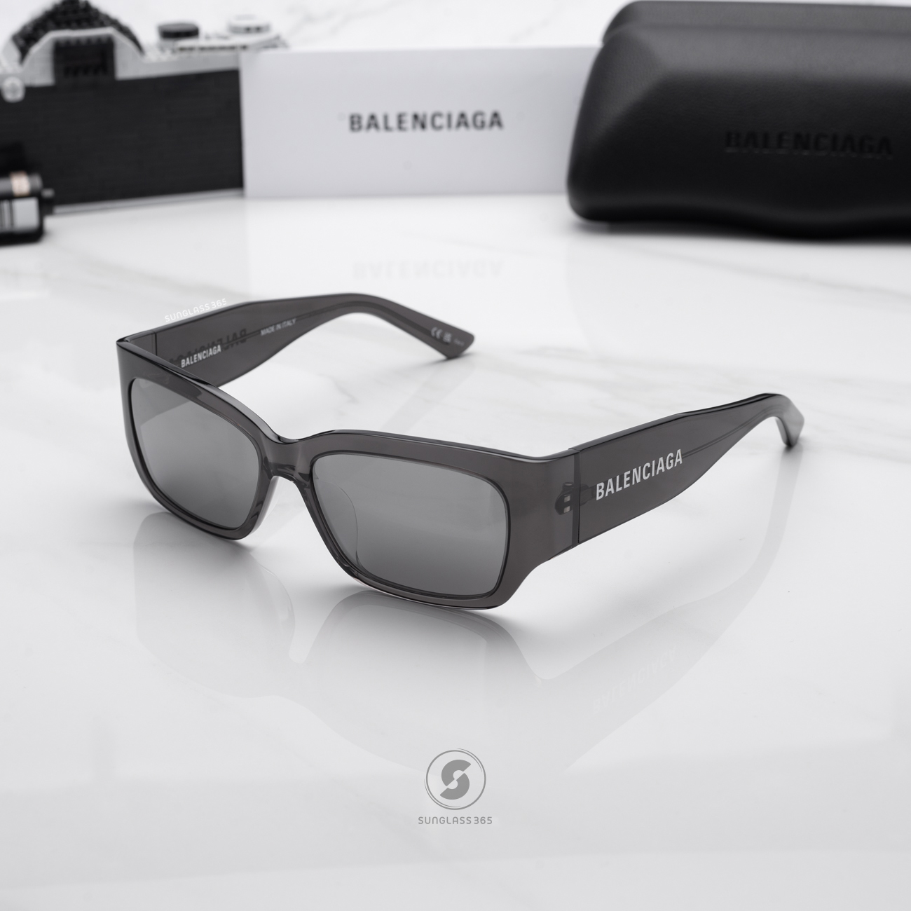 แว่นกันแดด Balenciaga BB0331SK 003