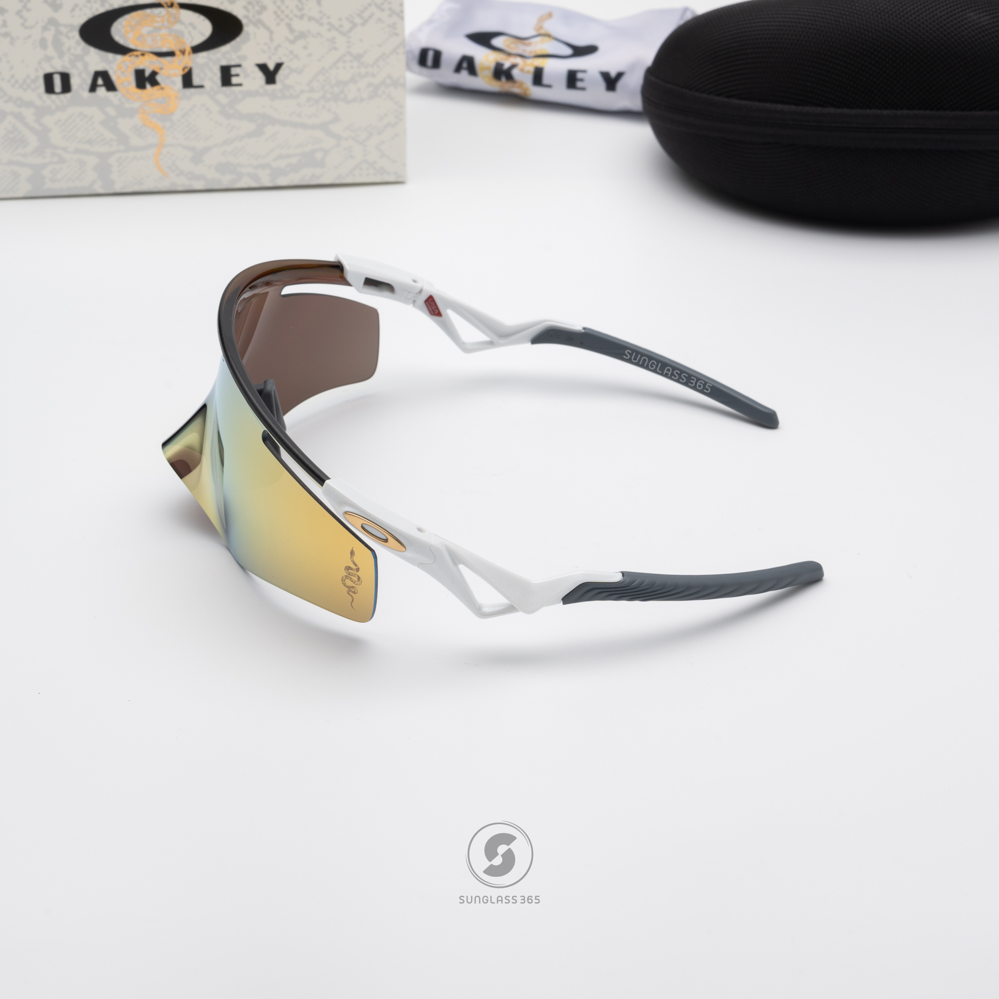 OAKLEY QNTM KATO OO9481D-07 Polished White Prizm 24K