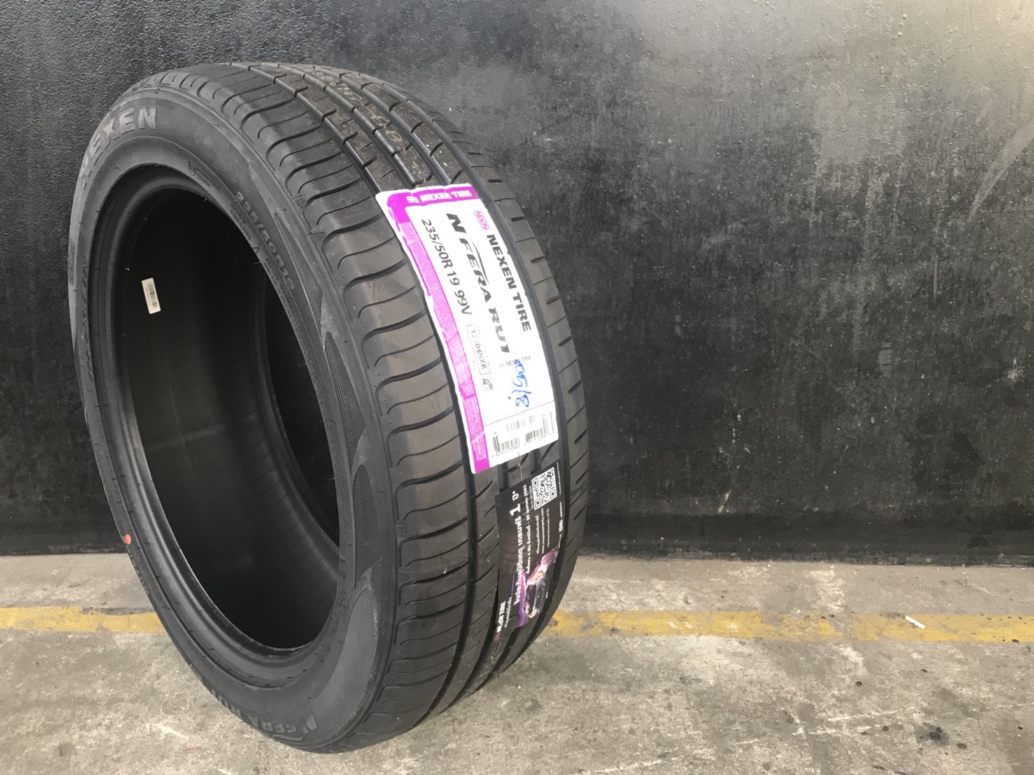 NEXEN RU1 235-50-19 เส้น 5500 ปี18