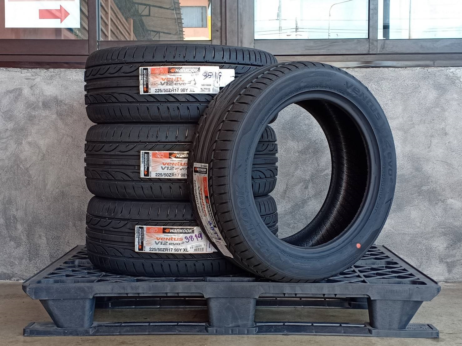 HANKOOK 225/50ZR17 VENTUS V12 EVO2 98Y XL MADE IN KOREA