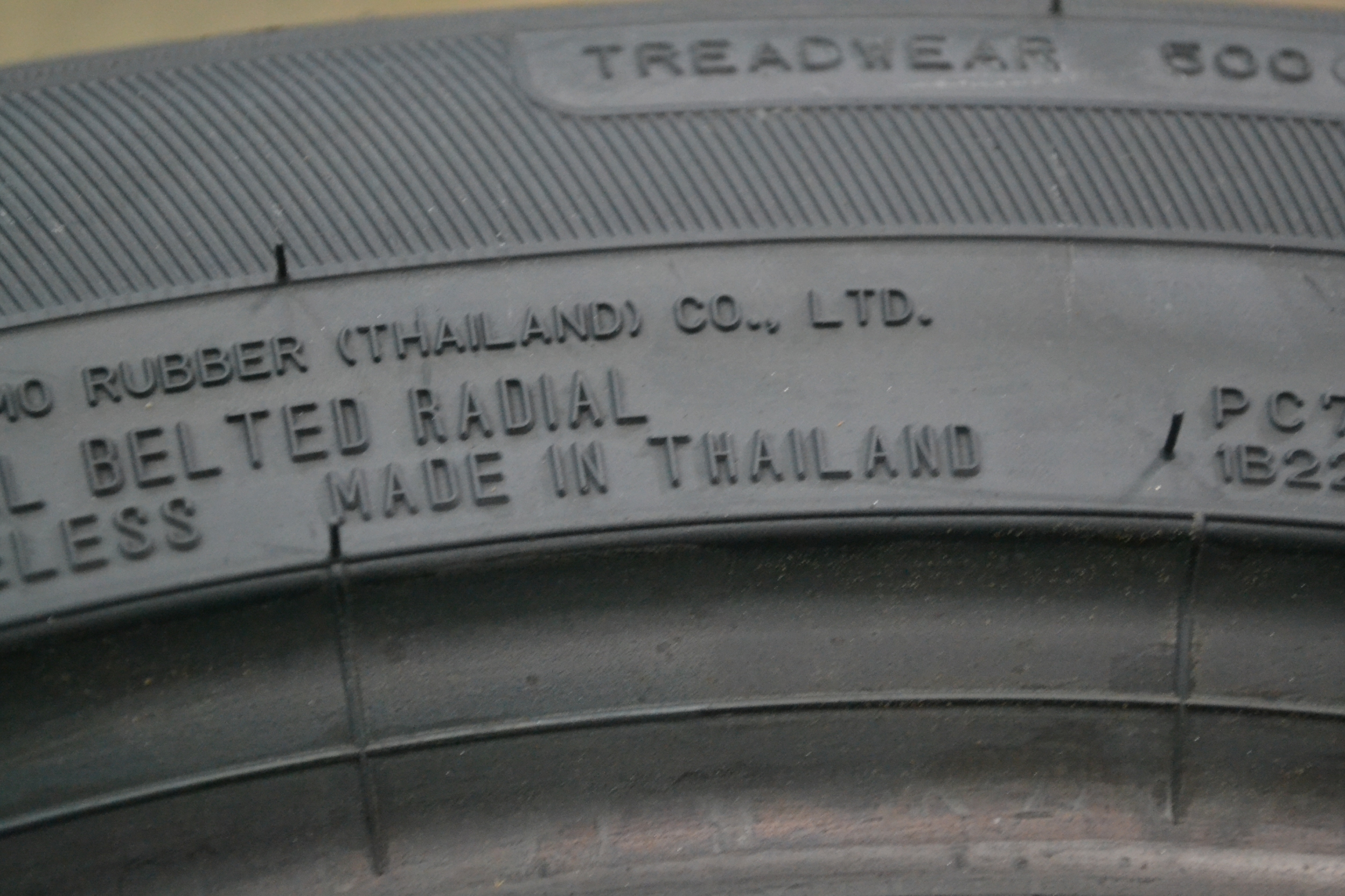 ยางใหม่ DUNLOP R1 205-55-16 ซื้อ2แถม2 ใส่ ALLTIS