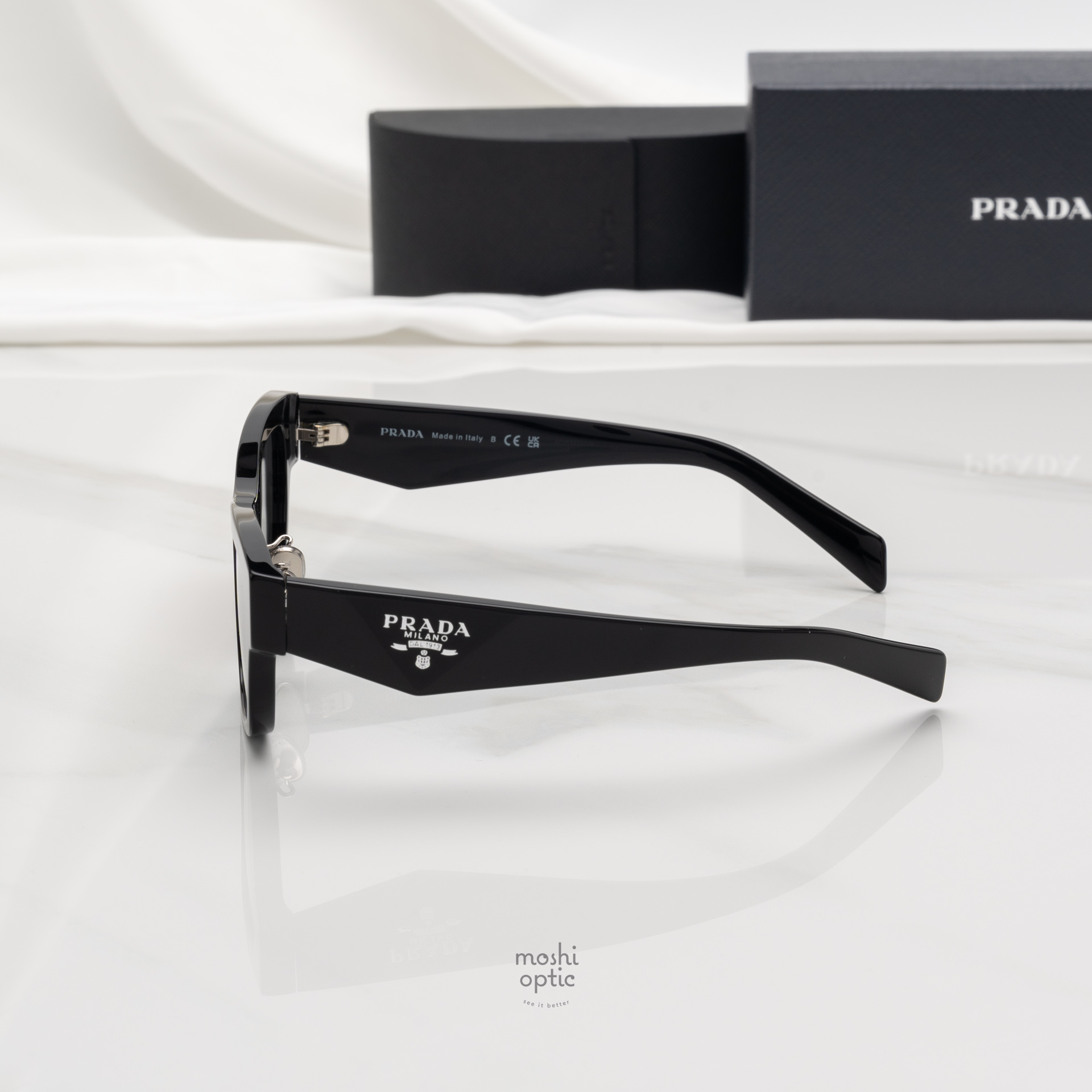 แว่นกันแดด PRADA PRB09SF 16K08Z