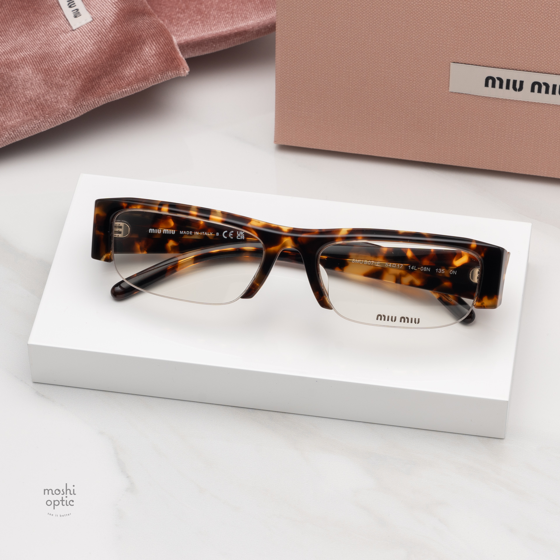 แว่นกันแดด Miu Miu MUB07SF 14L08N