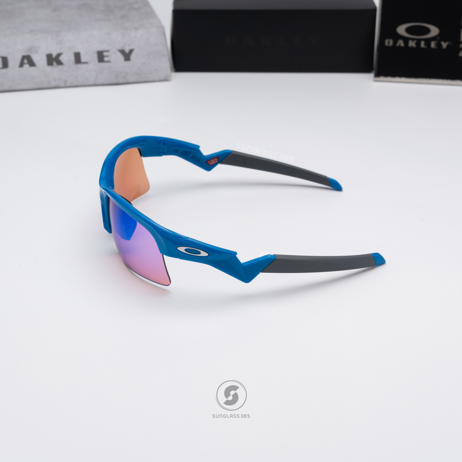 Oakley Capacitor OJ9013-05 Polished Sapphire Prizm Golf