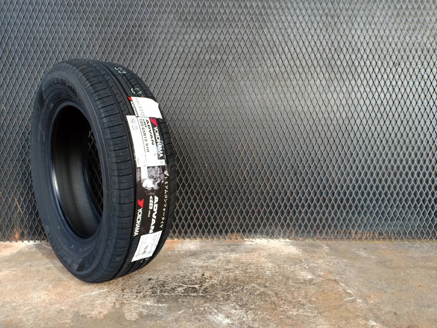#แนะนำยางใหม่ #คุณภาพดีเยี่ยม #ราคาสุดคุ้ม #YOKOHAMA_ADVAN_DB_V552 195/65R15 ปี19