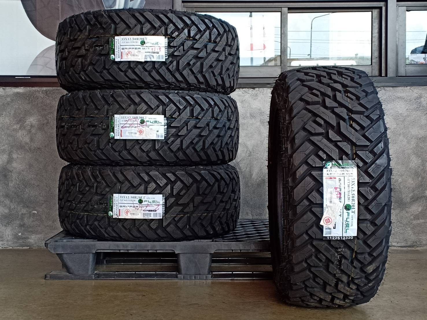 FUEL 33X12.50R20 GRIPPER A/T 114Q 10PR MADE IN CHINA