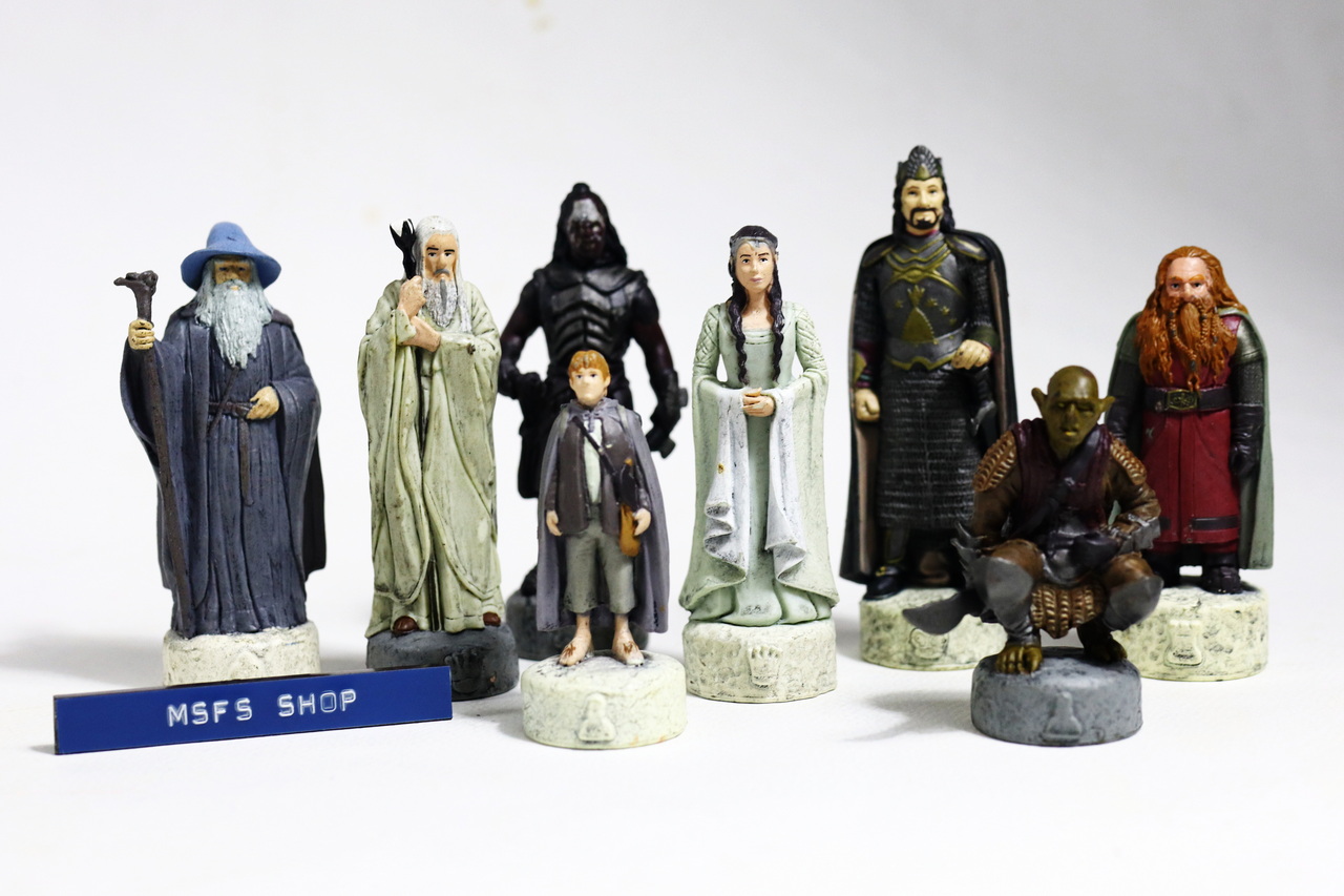 [มือสอง] ตัวหมากรุก The Lord of The Ring 8 ตัว