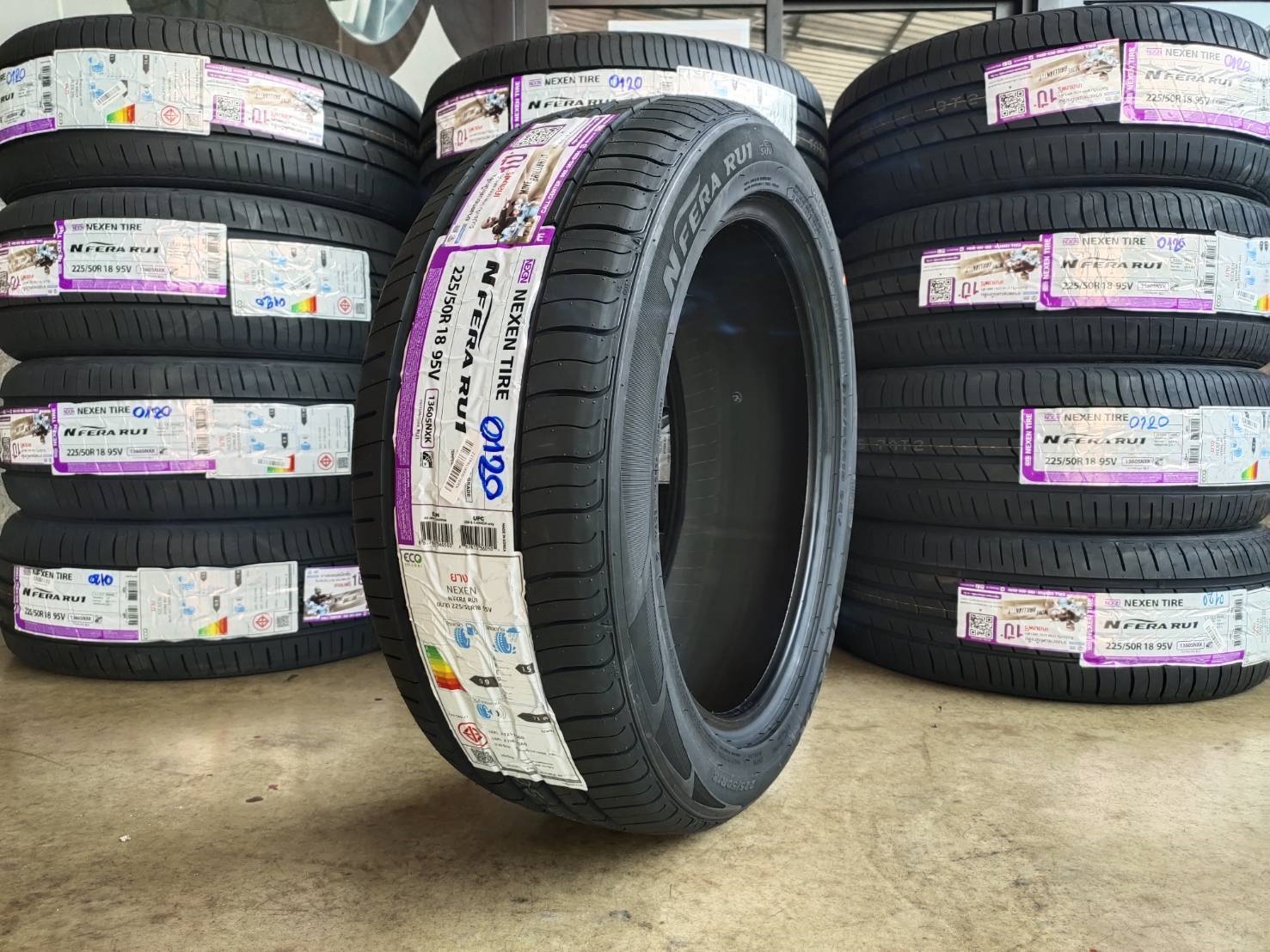 ยาง NEXEN NFERA RU1 225/50R18 ปี20