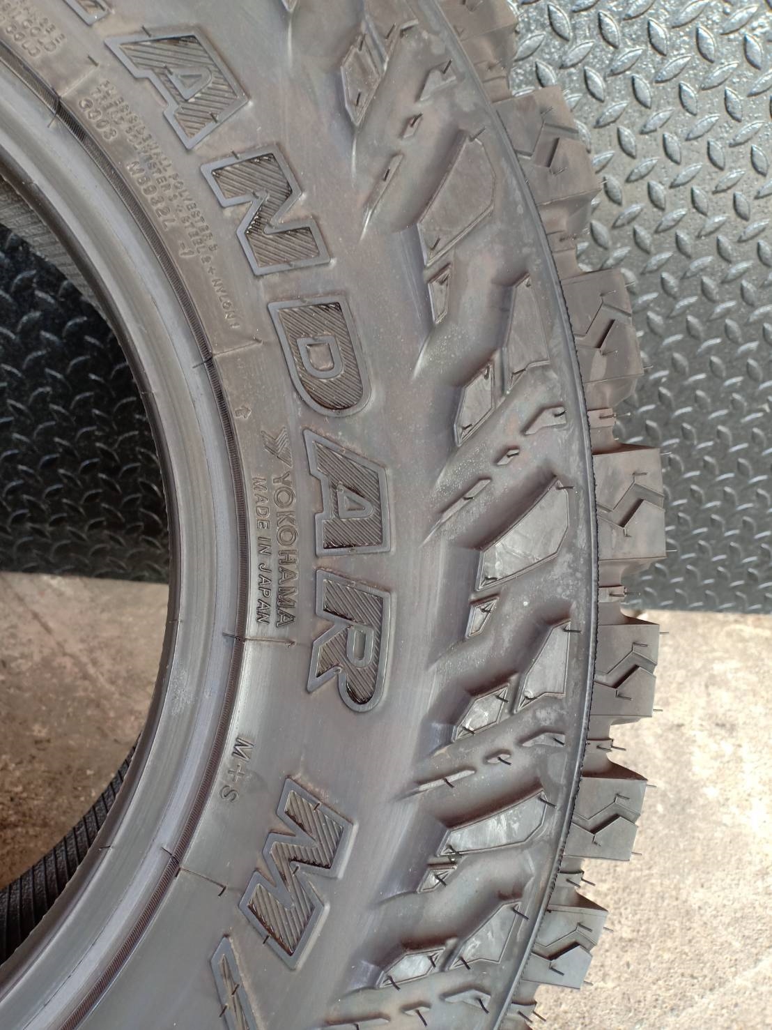 YOKOHAMA MT G003 245/75-16 เส้น 4750 ปกติ 6500 ปี18