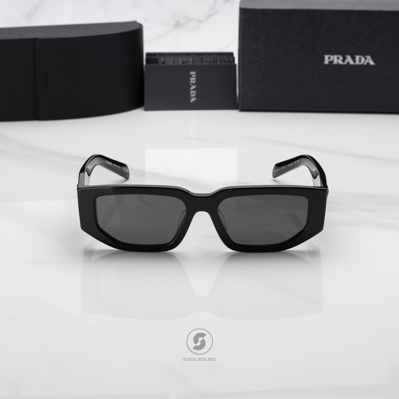 แว่นกันแดด PRADA PR09ZSF 1AB5S0