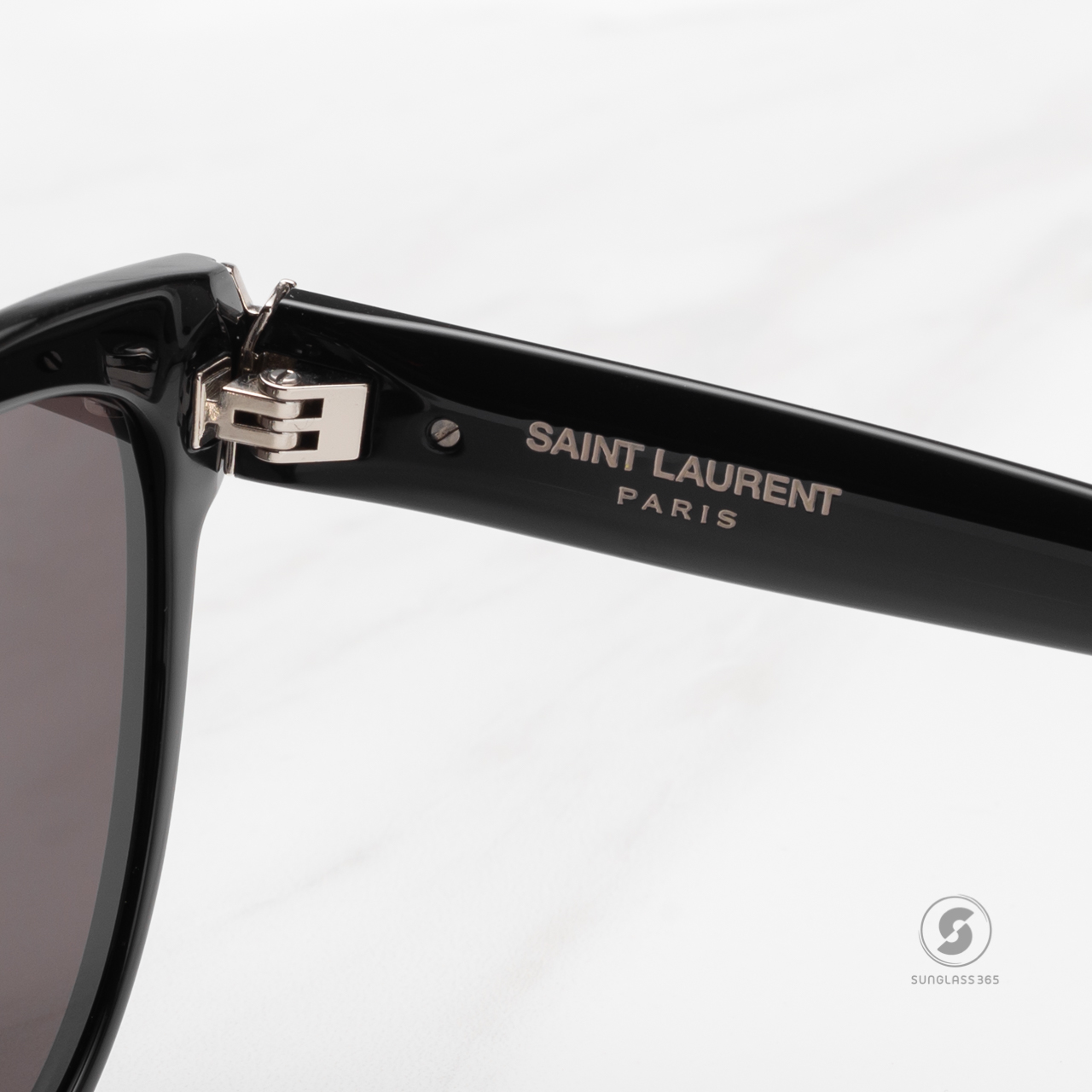 แว่นกันแดด YVES SAINT LAURENT SL M107K 001
