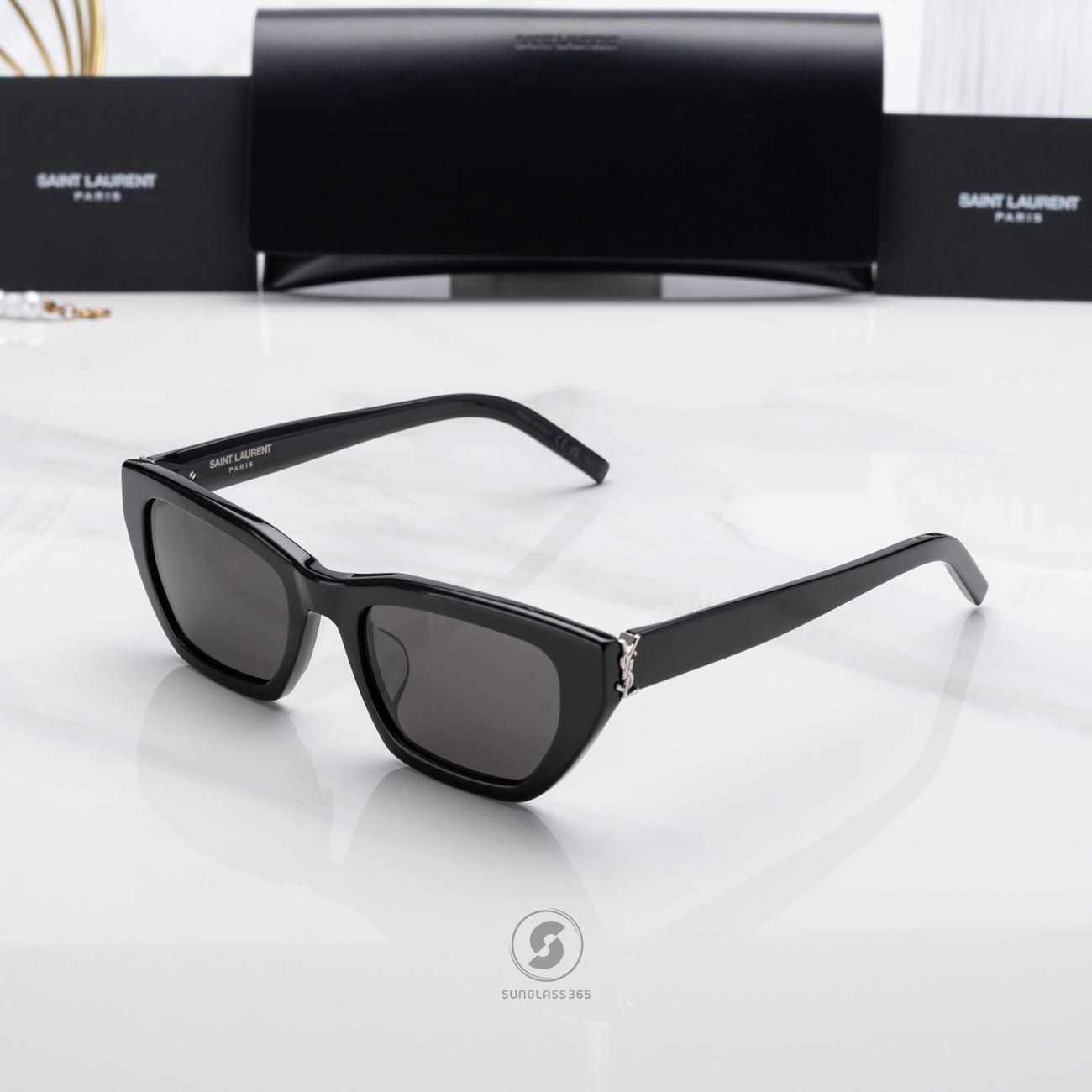 แว่นกันแดด YVES SAINT LAURENT SLM127F 001