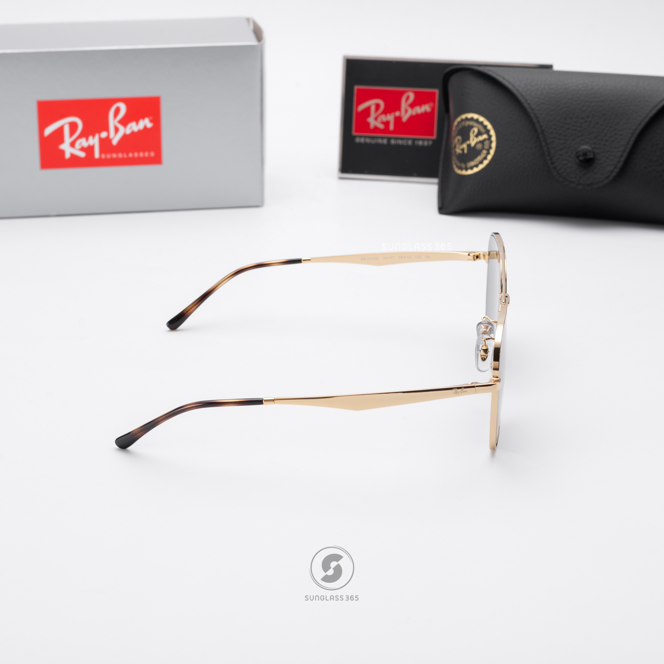 RayBan RB3724D 001/71 Gold
