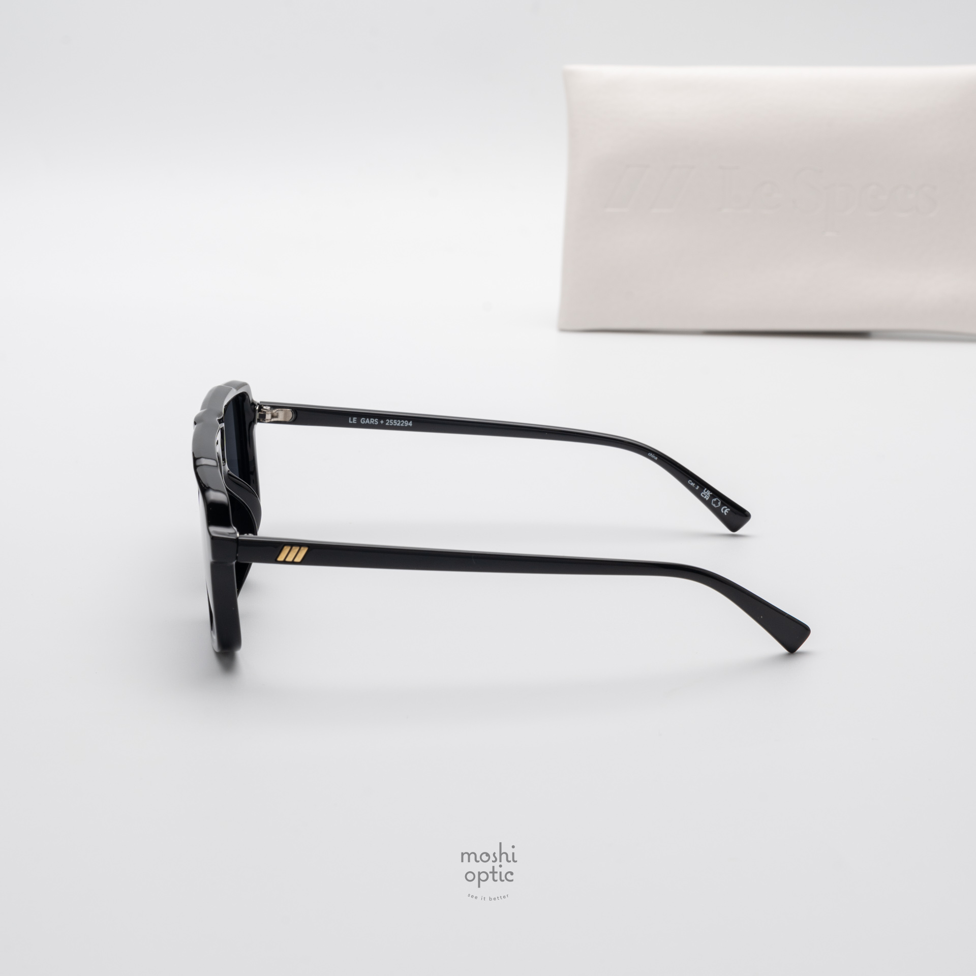 แว่นกันแดด Le Specs LWF2552294 LE GARS Black Black Polarized