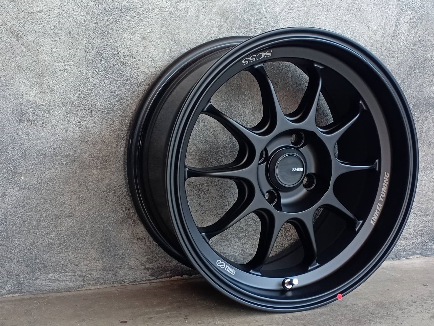 ENKEI TUNING SC55 15X7 4X100 28 73.1 DBK2QR2K