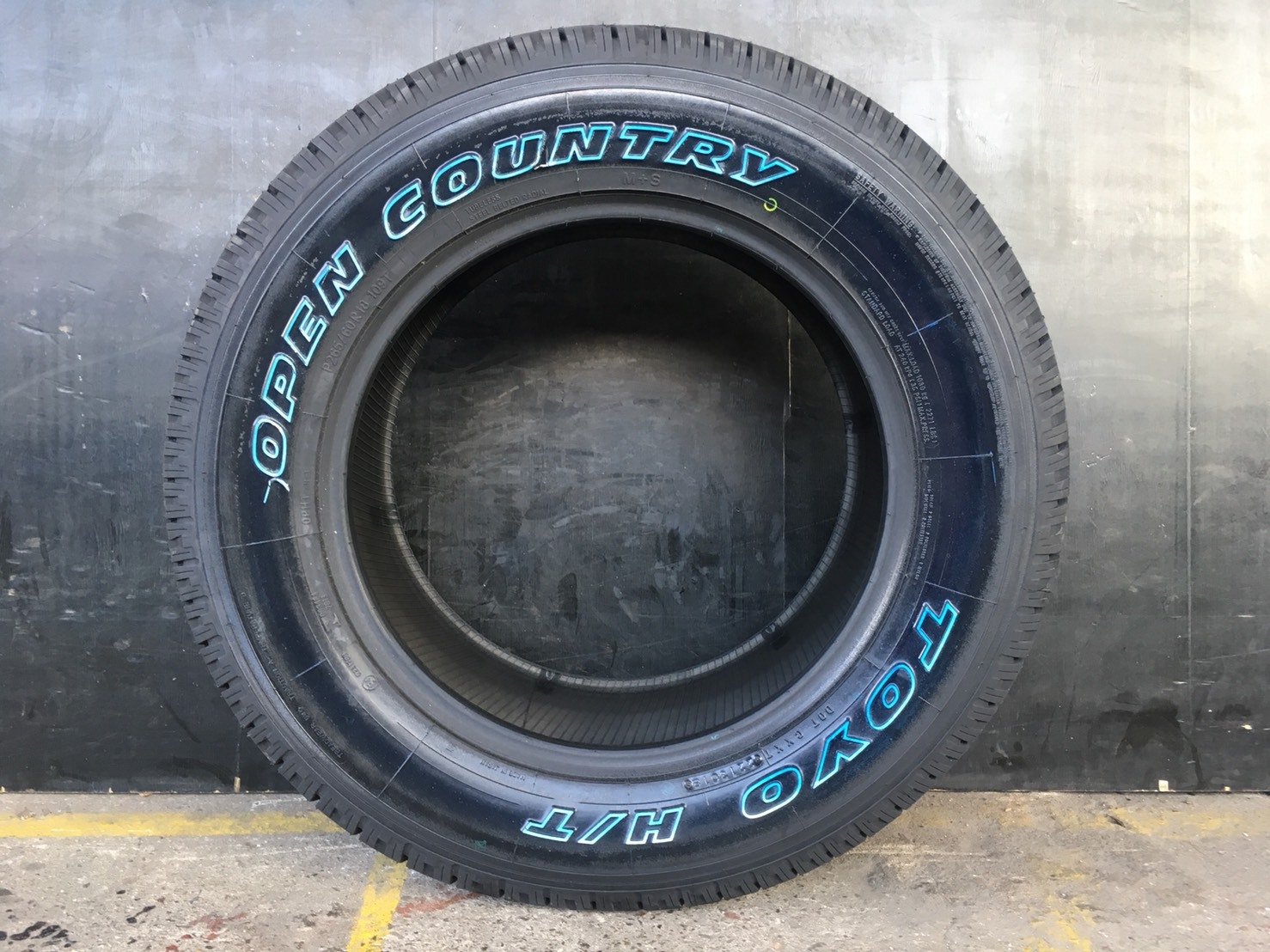 TOYO OPHT 265/60-18ยางญี่ปุ่น ราคาพิเศษ