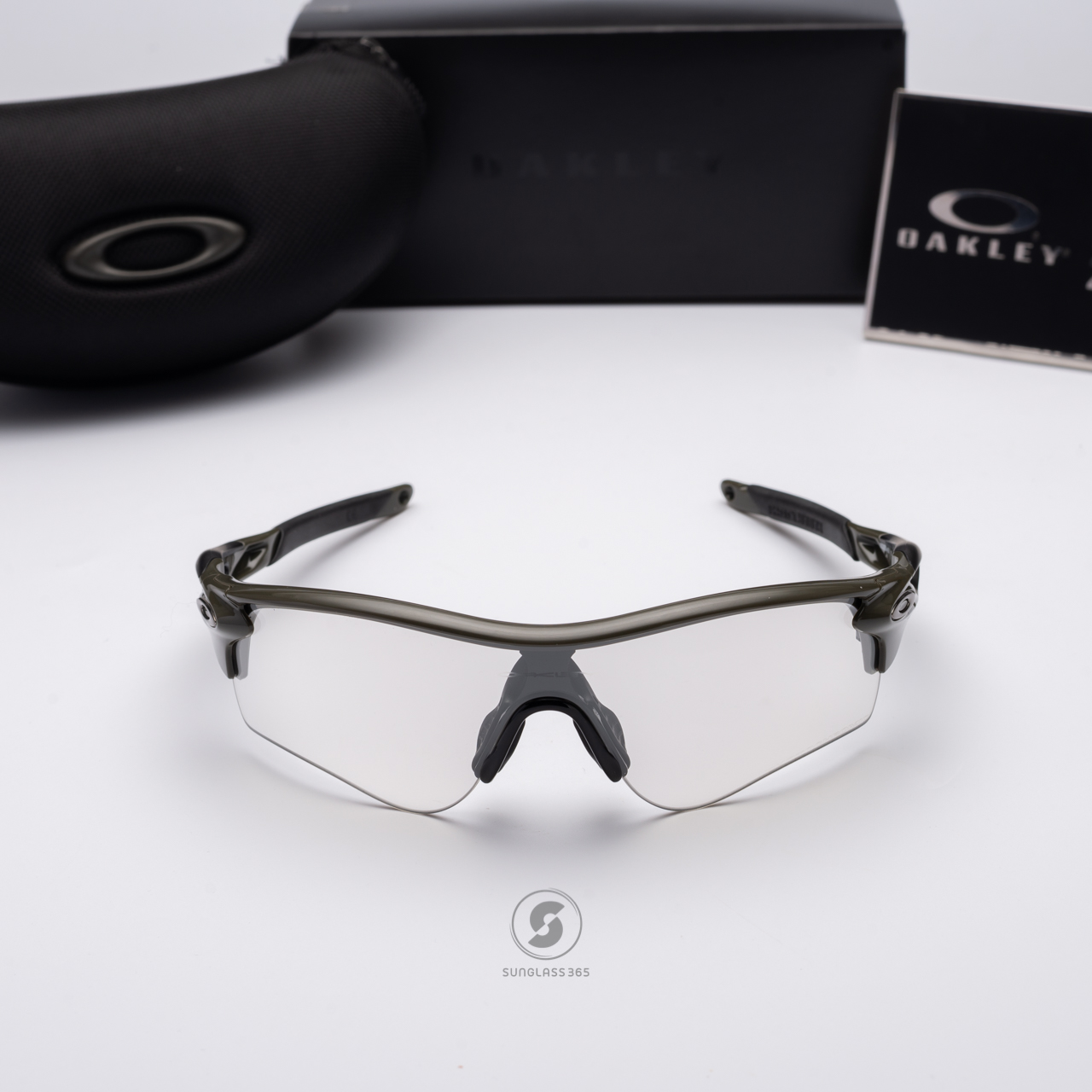 Oakley OO9206-49 RADARLOCK PATH PRIZM Clear Black Photochromic