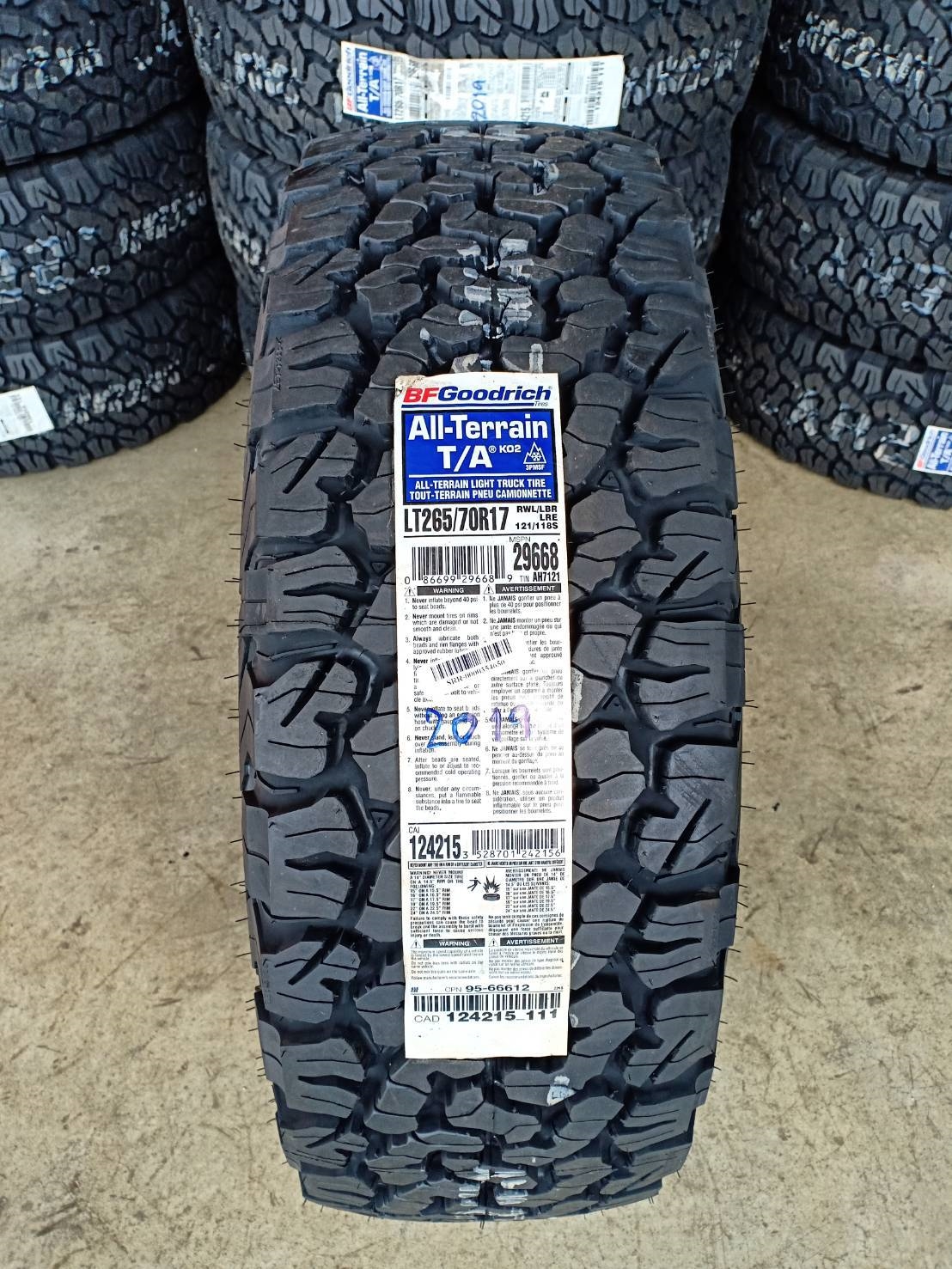 BF GOODRICH KO2 265/70-17 ราคาพิเศษ