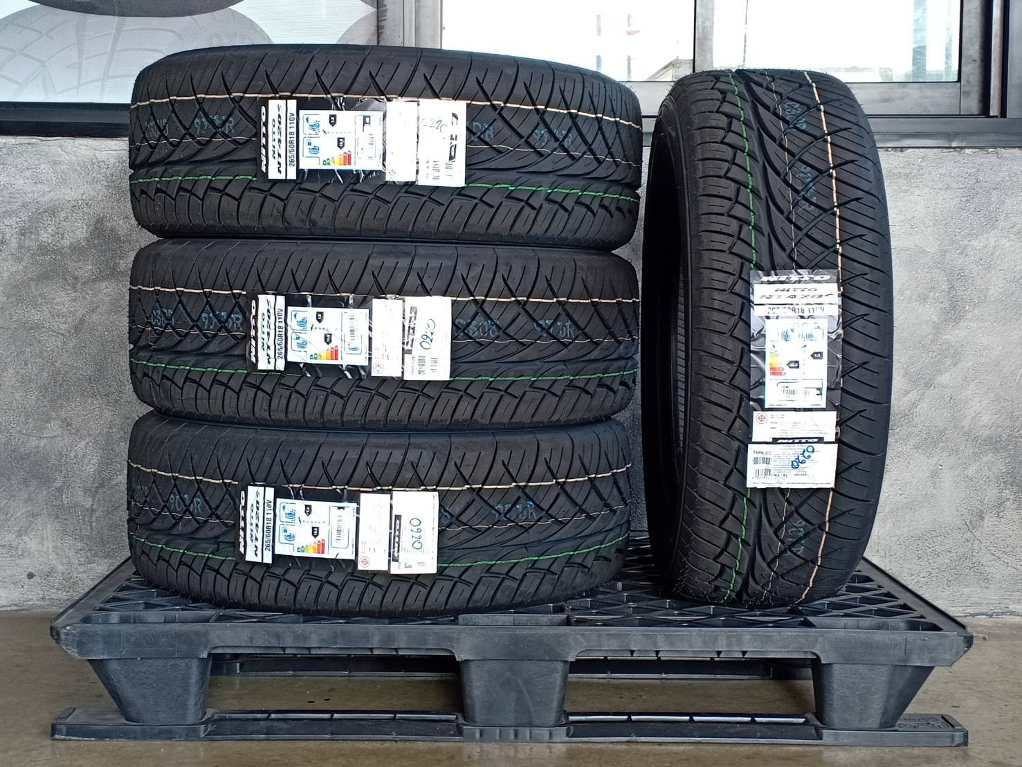 NITTO 265/60R18 NT 420S 110V MADE IN JAPAN