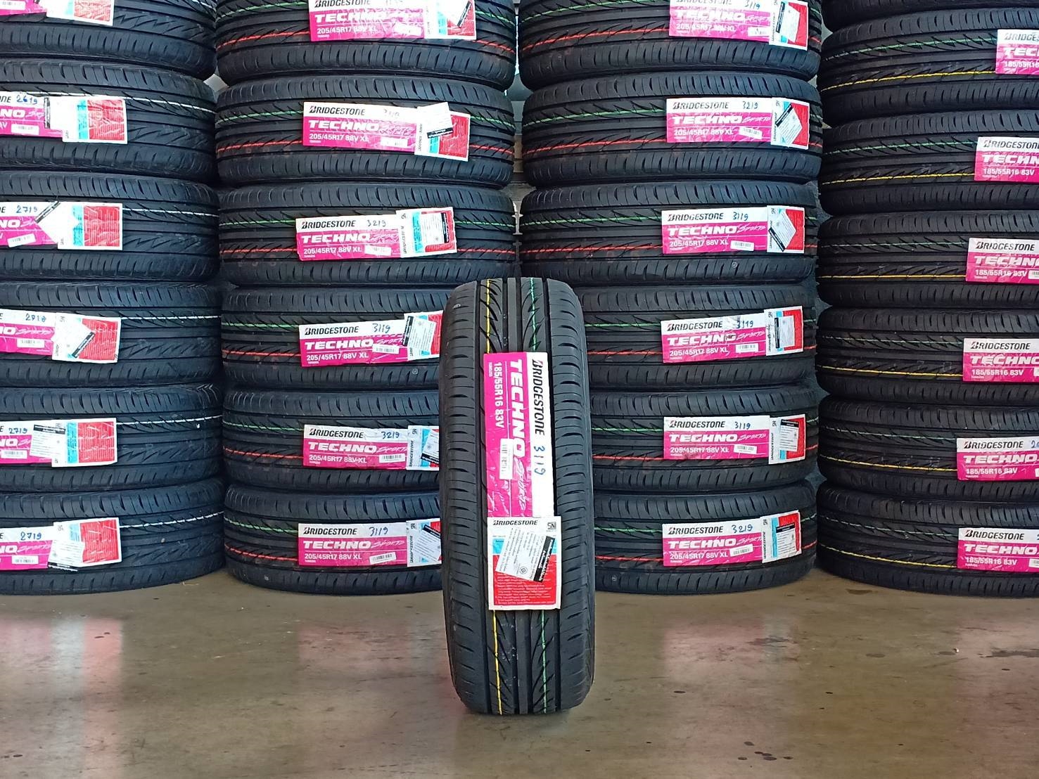 BRIDGESTONE TECHNO SPORTS 185/55-16 ราคาพิเศษ ปี19