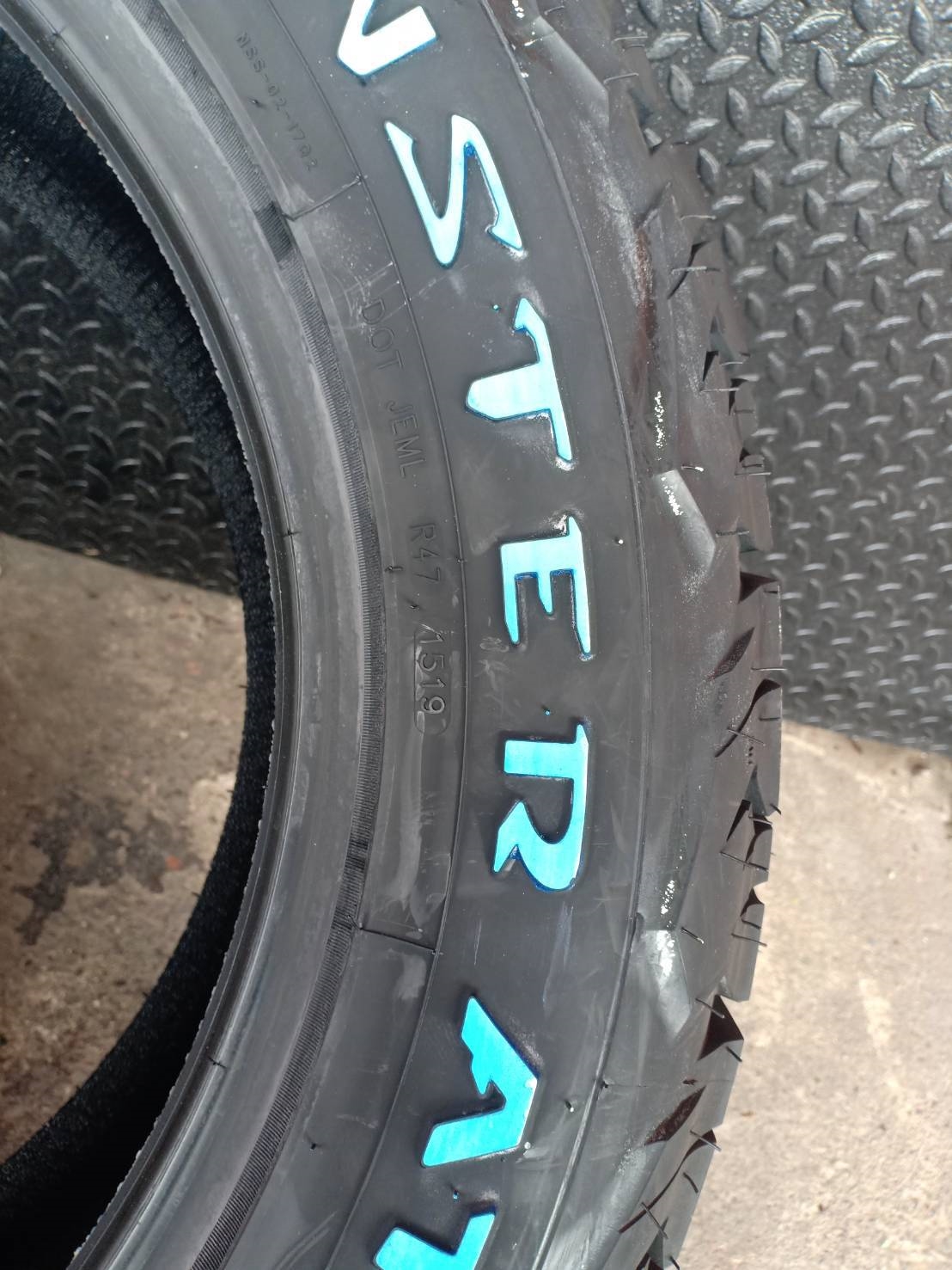 ยางใหม่ MONSTER AT2 265/55-20 ตัวหนังสือขาว